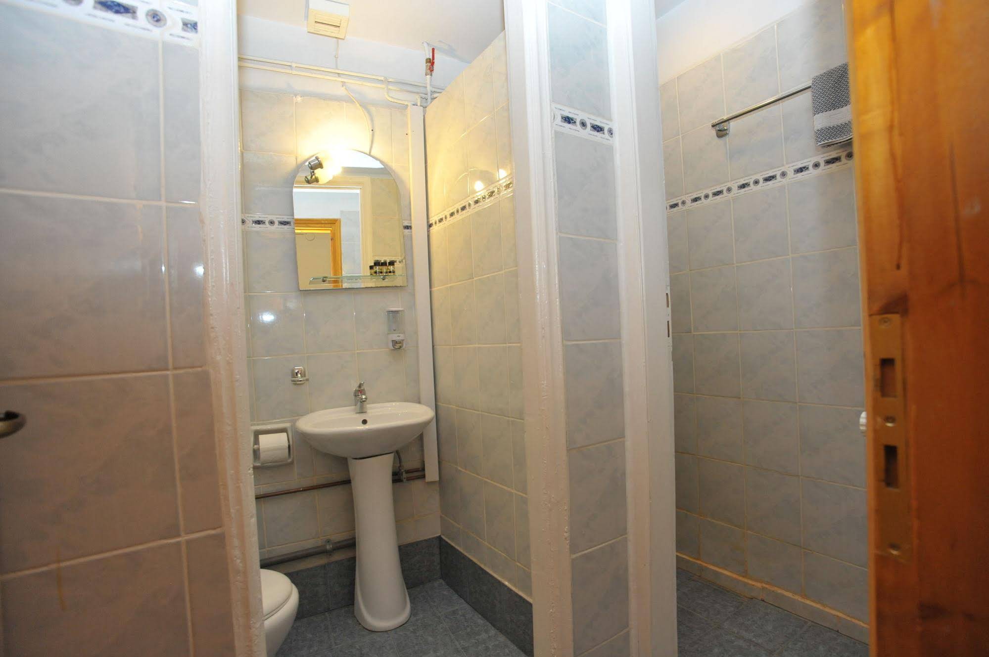 Hotel Hera