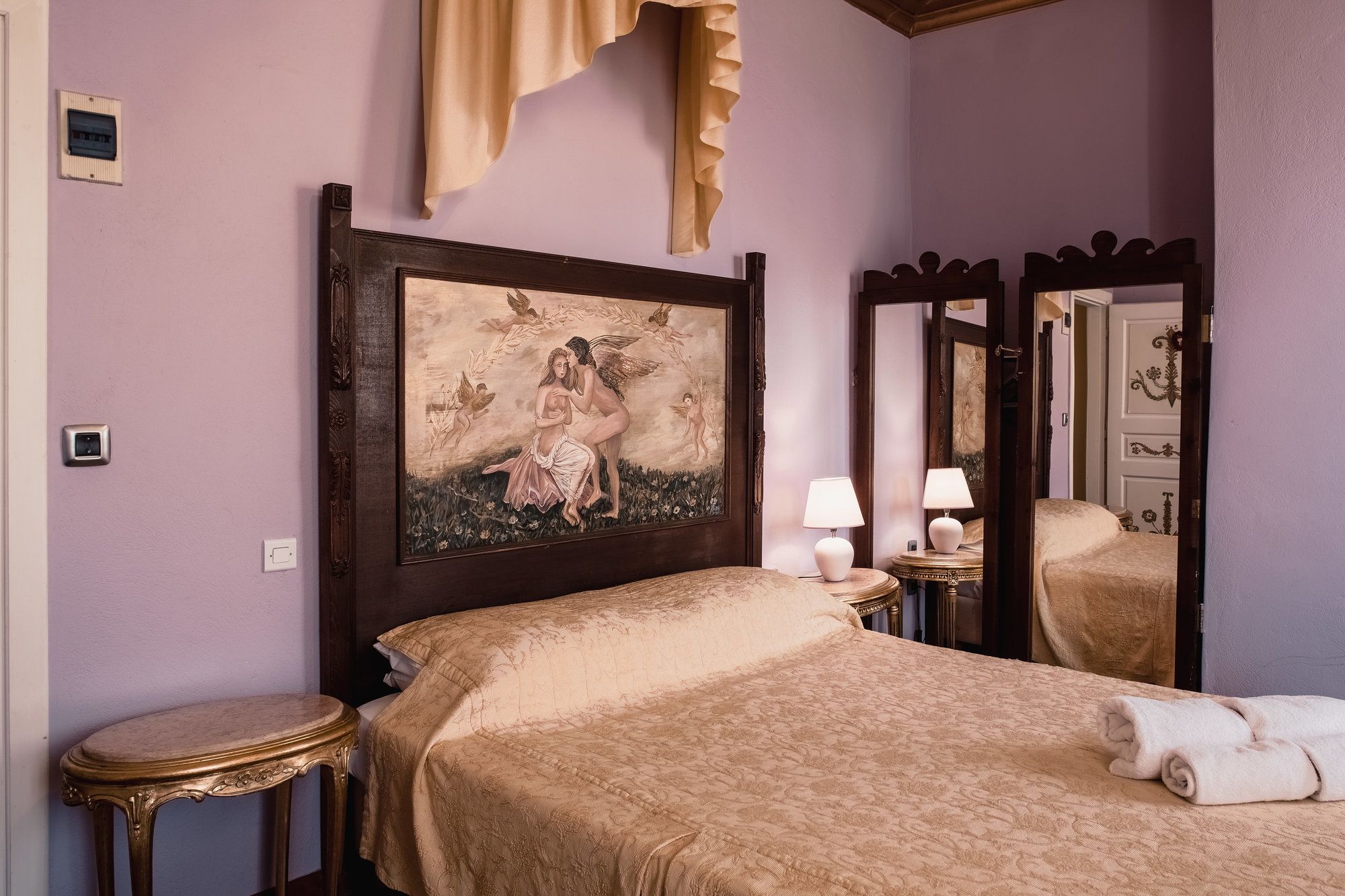 Ilion Hotel Suites