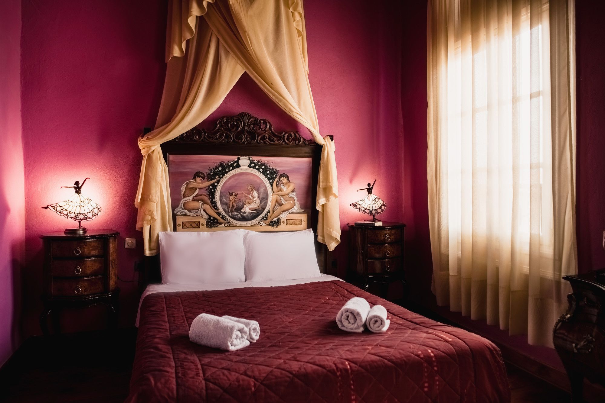 Ilion Hotel Suites