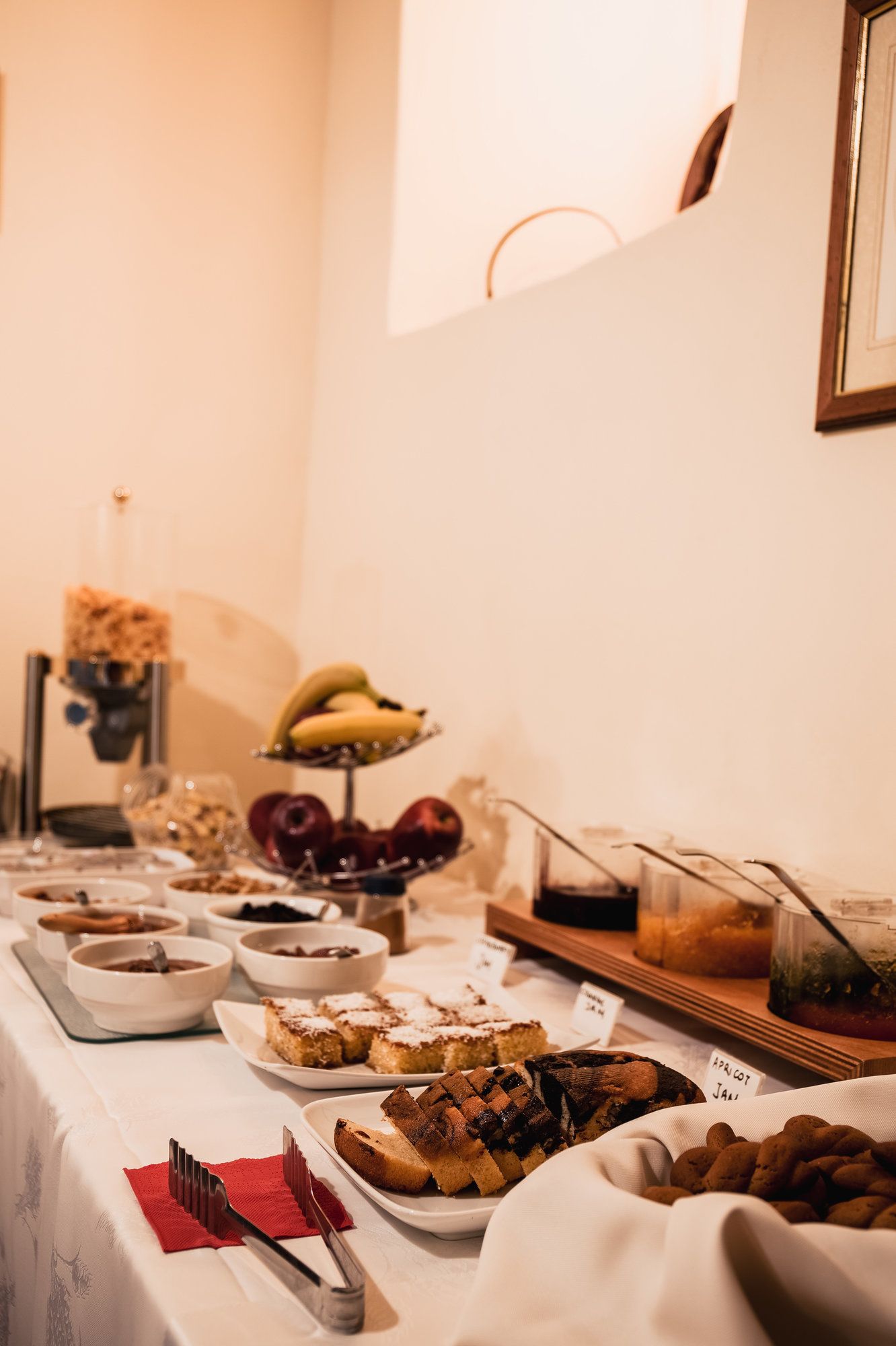 Ilion Hotel Suites