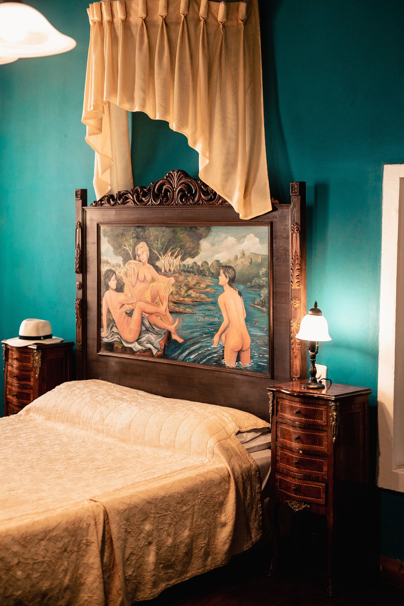 Ilion Hotel Suites