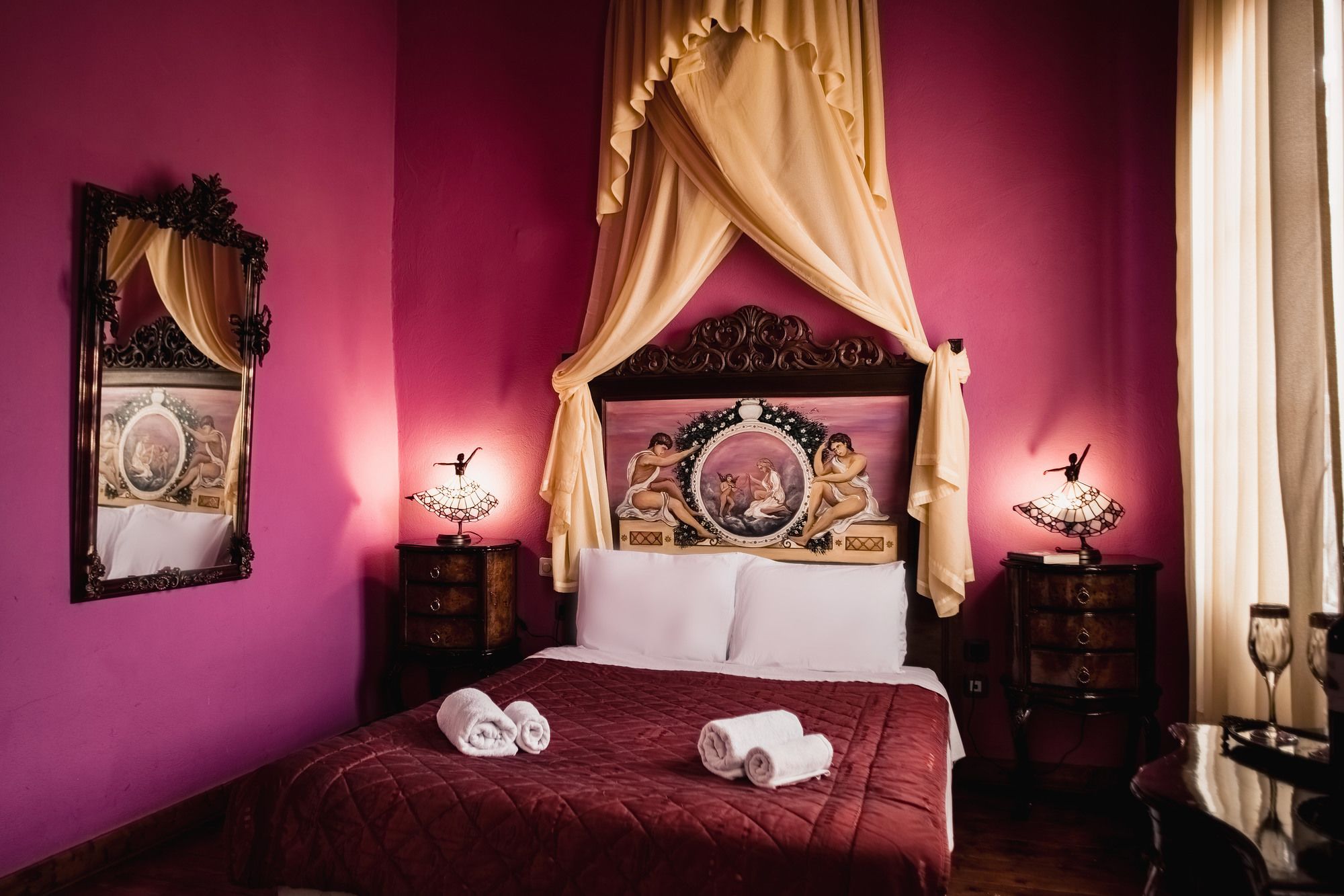 Ilion Hotel Suites