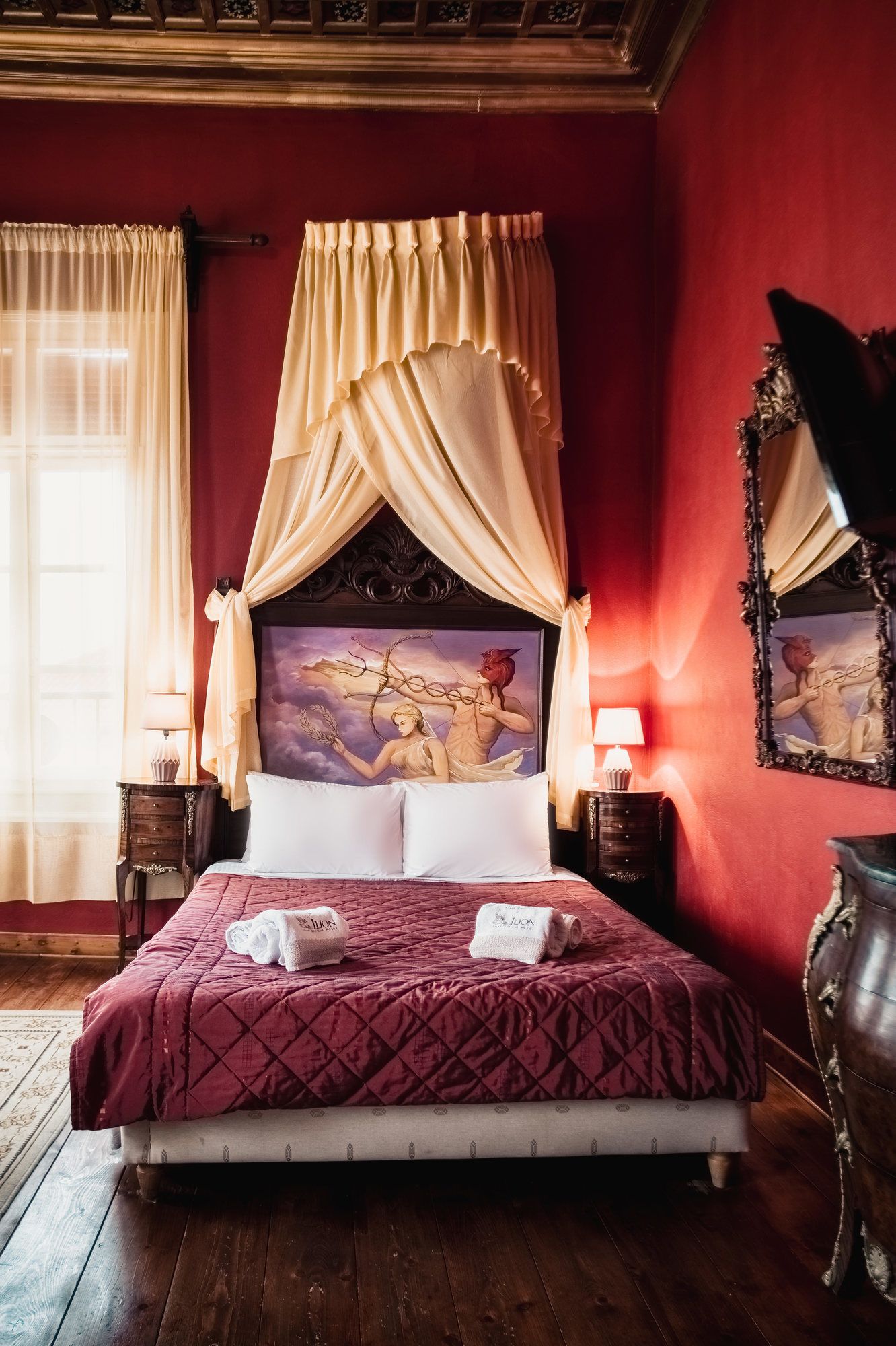 Ilion Hotel Suites