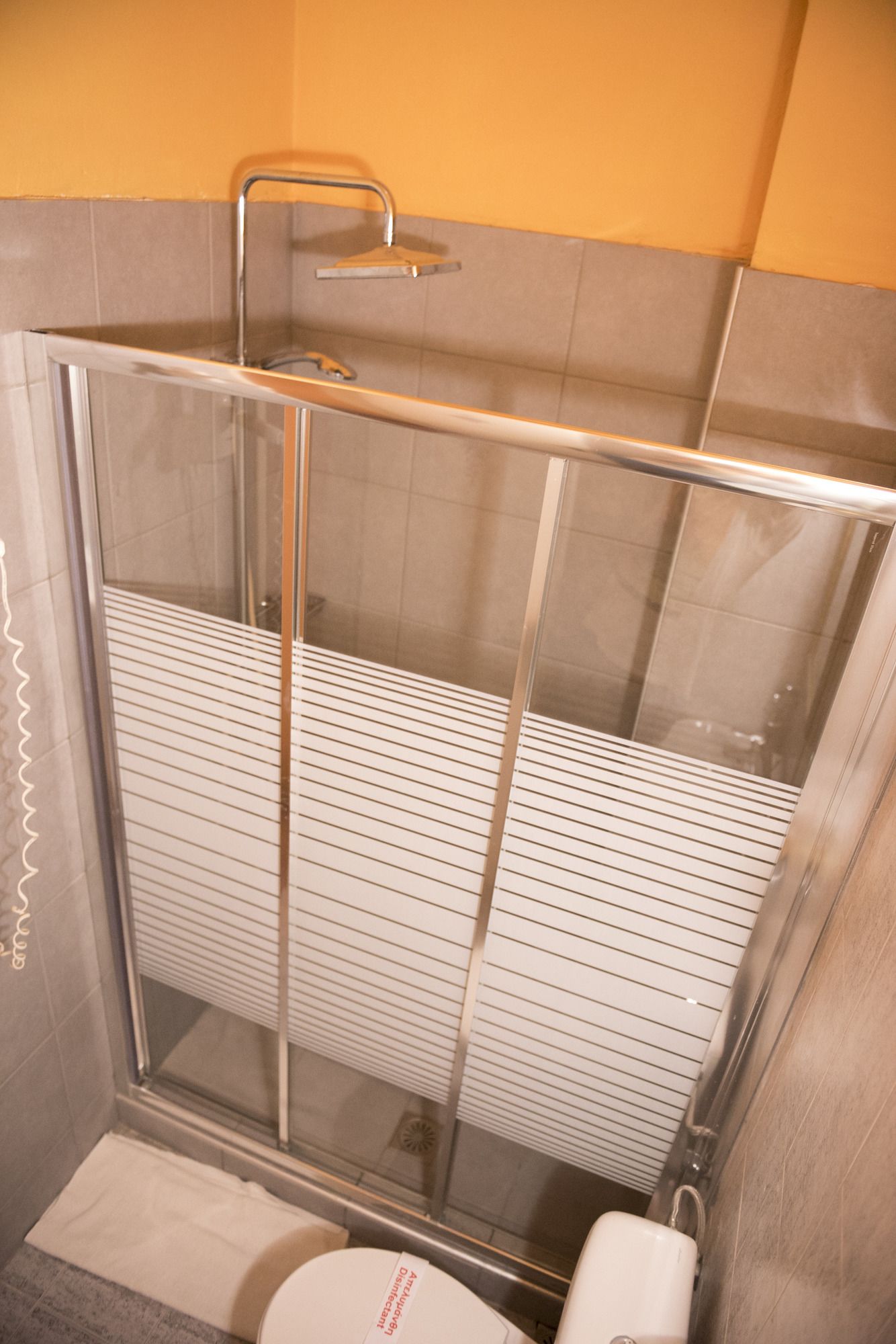Ilion Hotel Suites