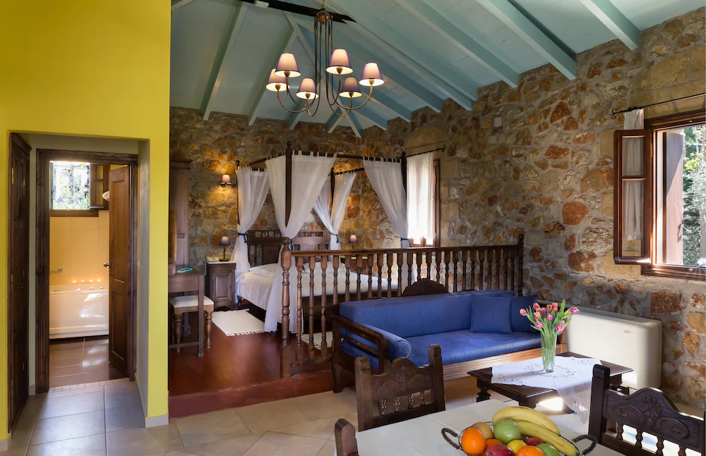 Klymeni Traditional Homes