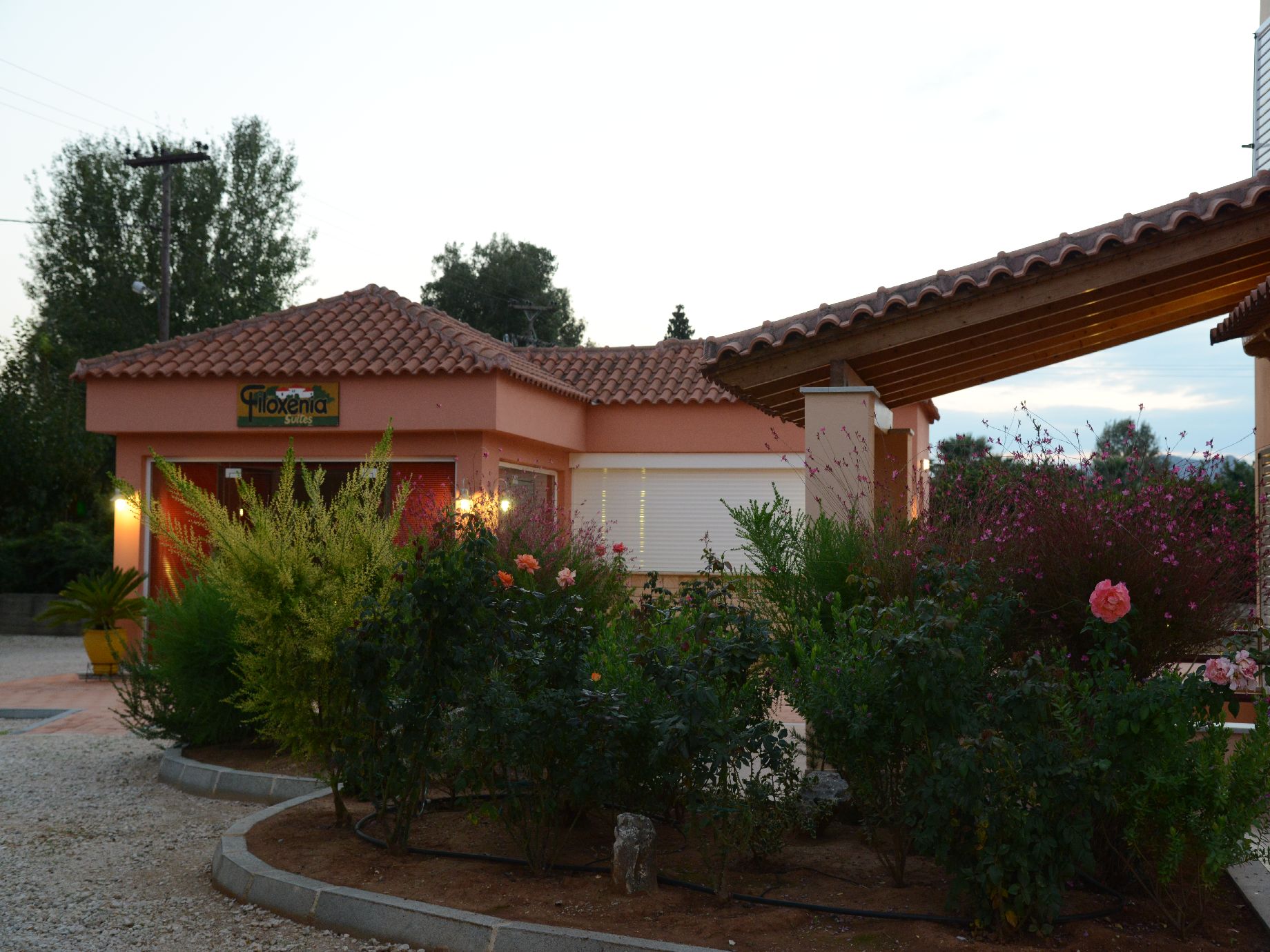 Marias Filoxenia Suites
