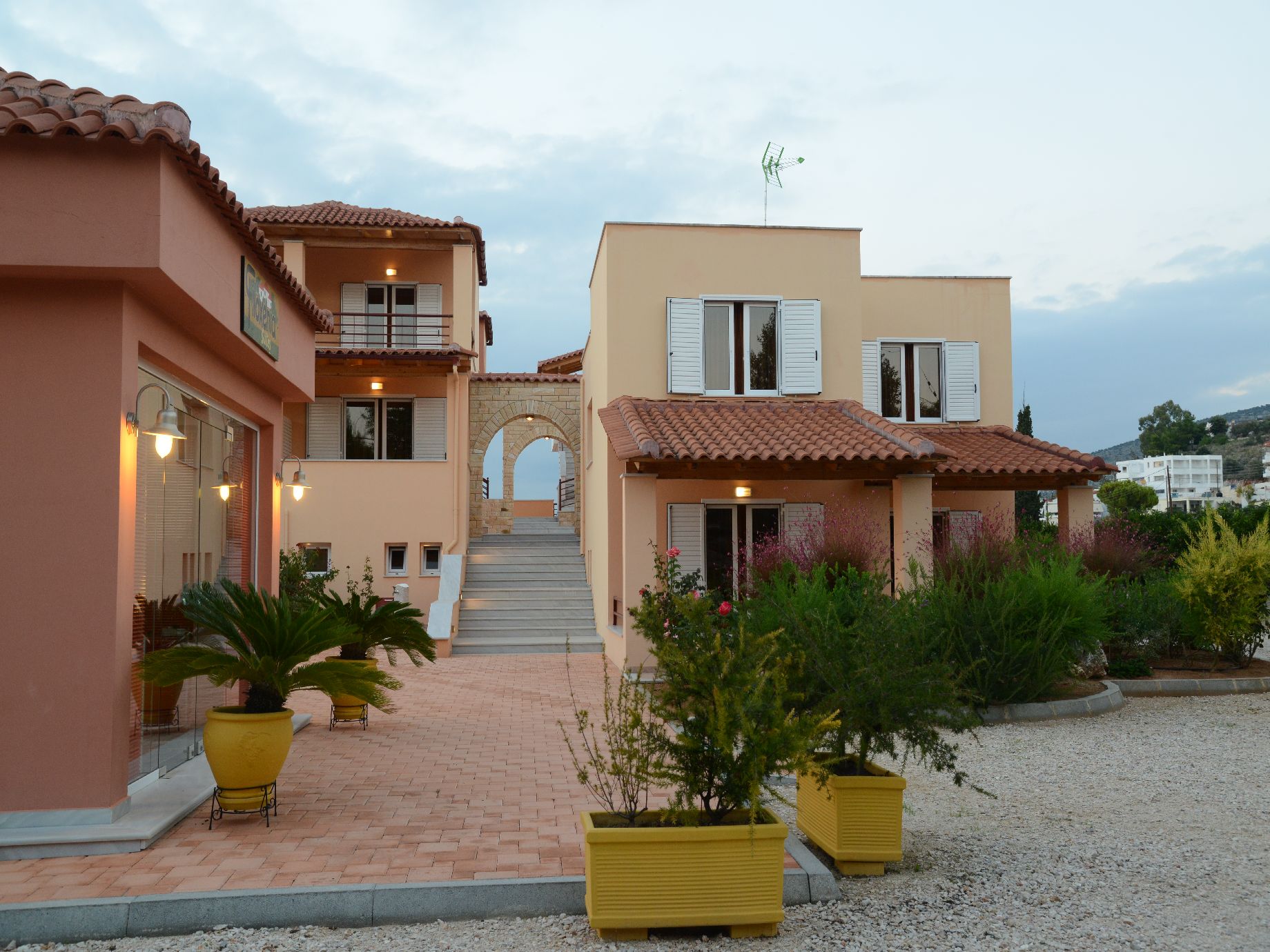Marias Filoxenia Suites