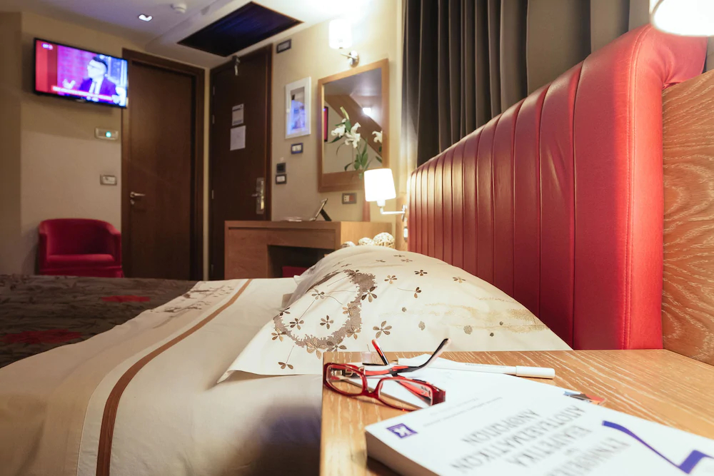 Alexandros Hotel