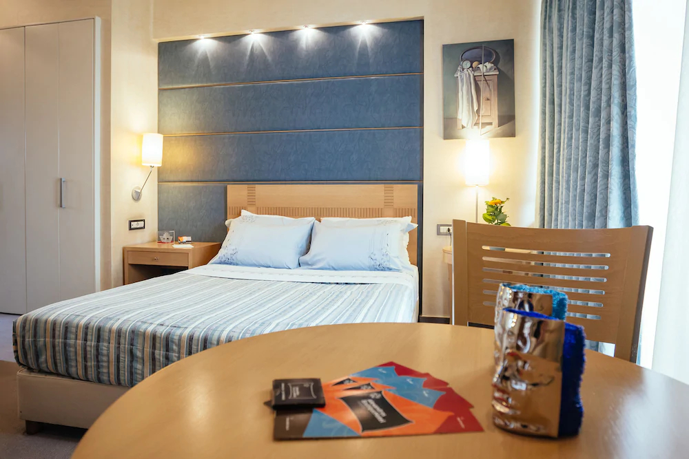 Alexandros Hotel