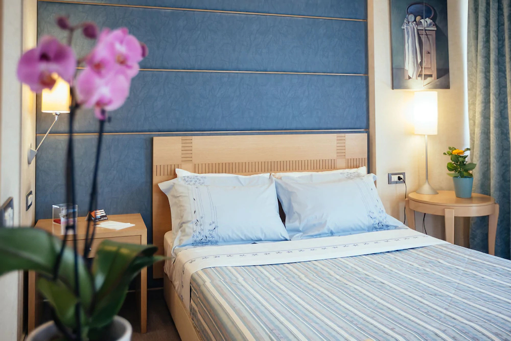 Alexandros Hotel