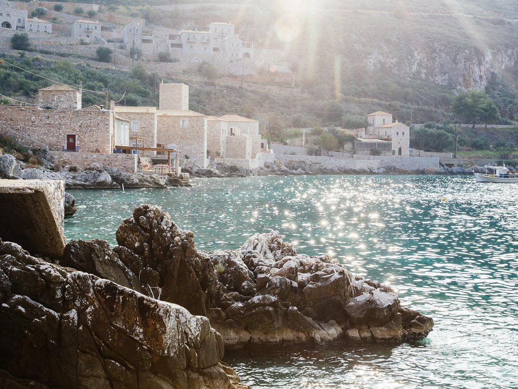 Onar Mani Suites