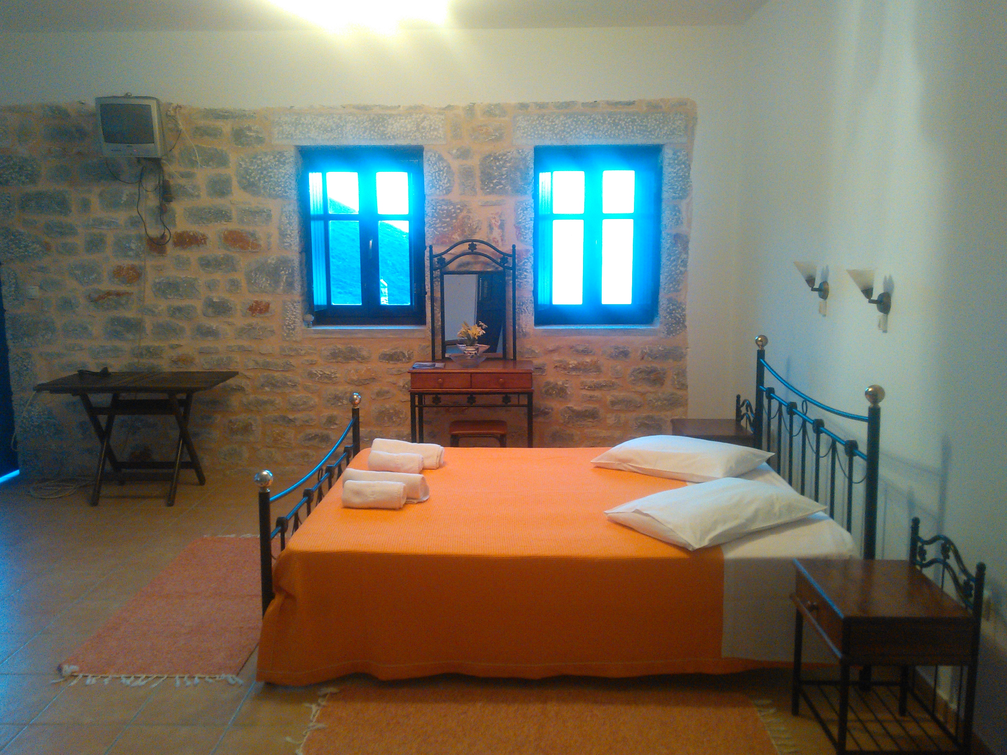 Onar Mani Suites