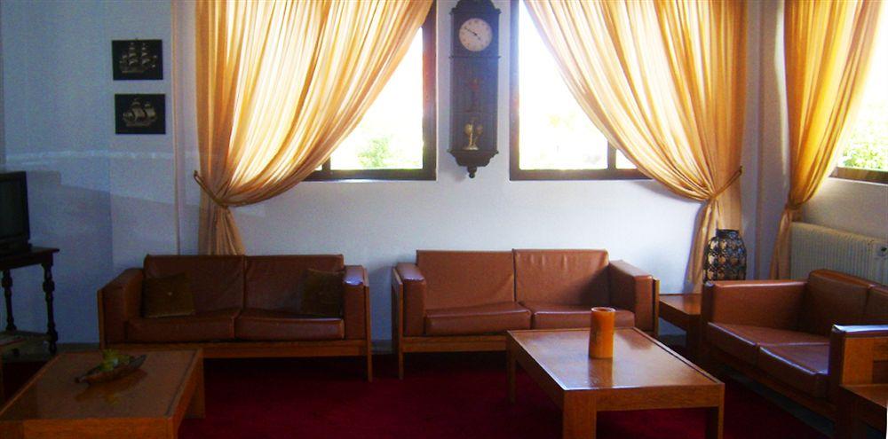 Themisto Hotel