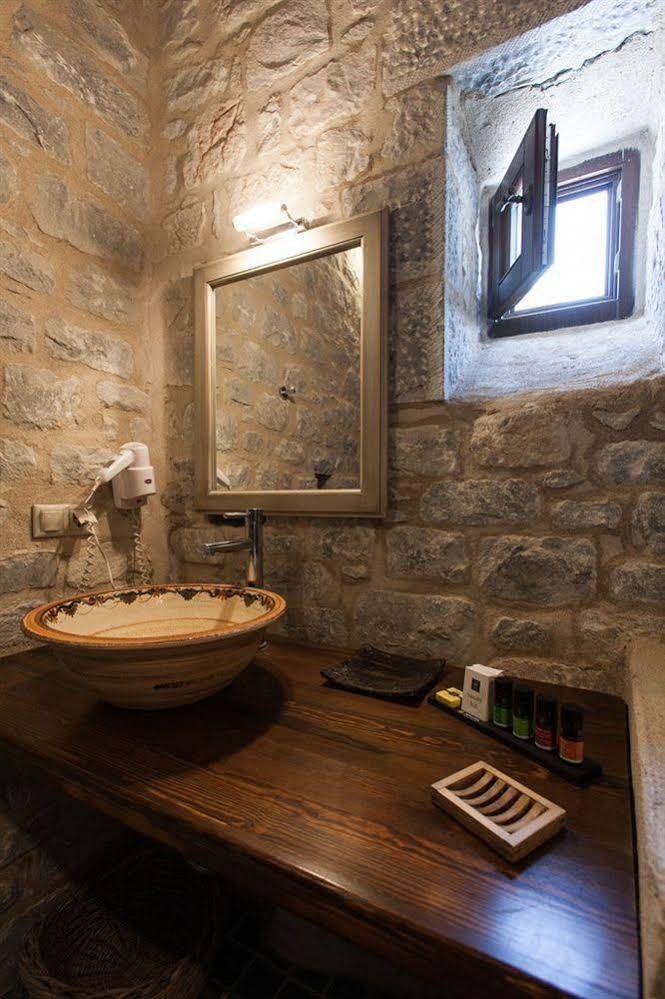 Petra & Fos Boutique & Spa