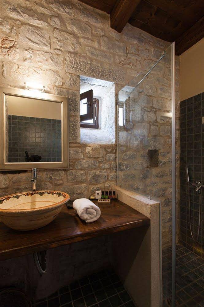 Petra & Fos Boutique & Spa