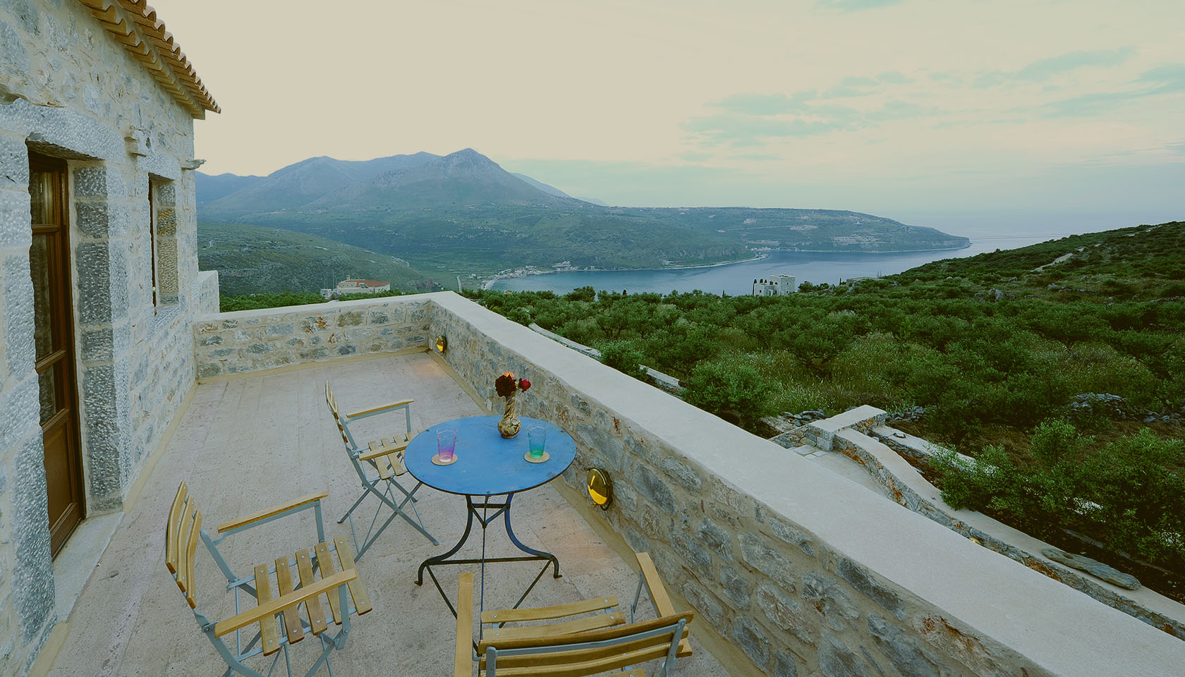 Xemoni Hotel & Spa