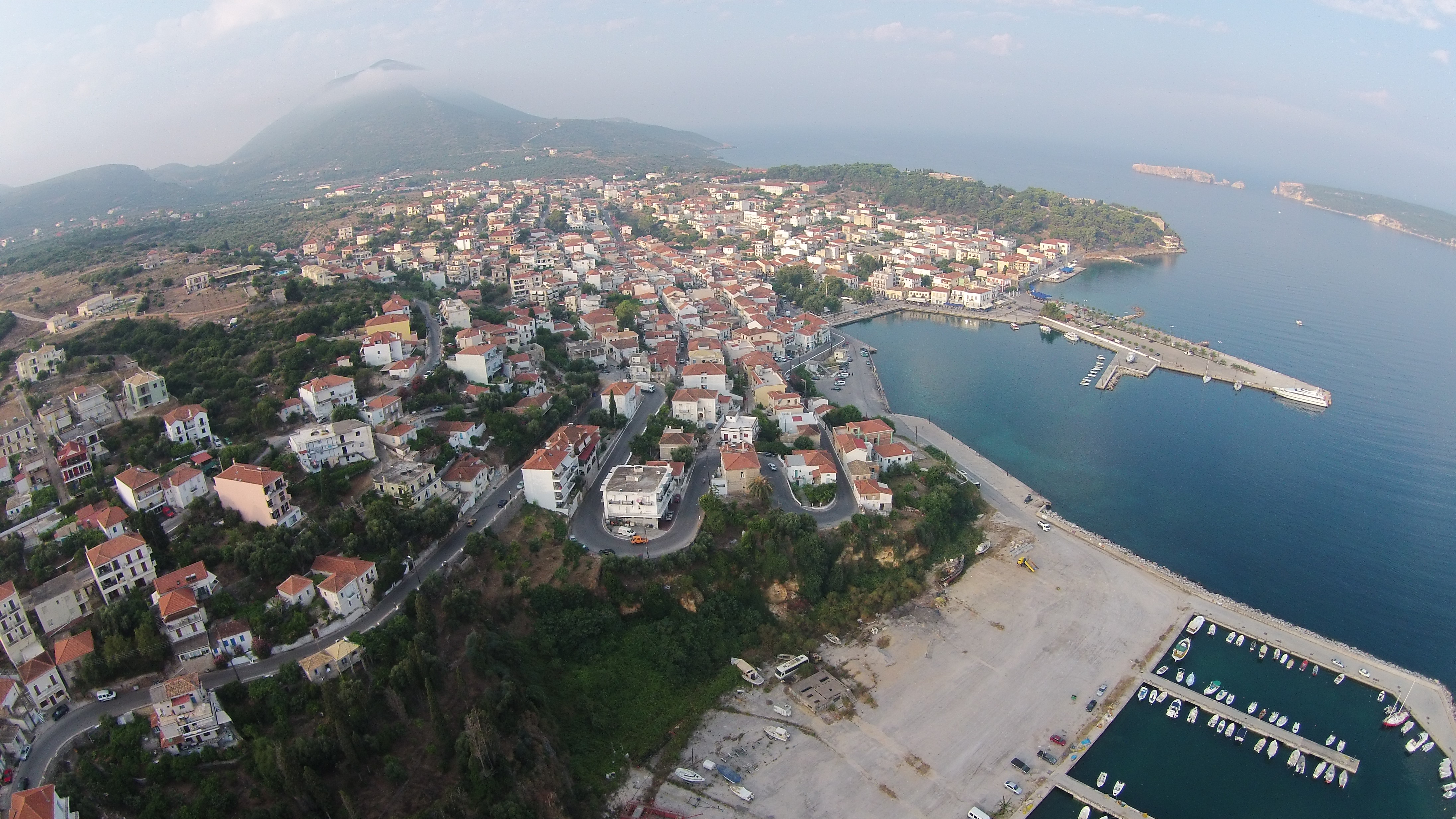 Karalis City Hotel