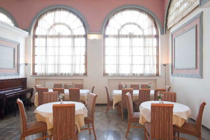 Karalis City Hotel