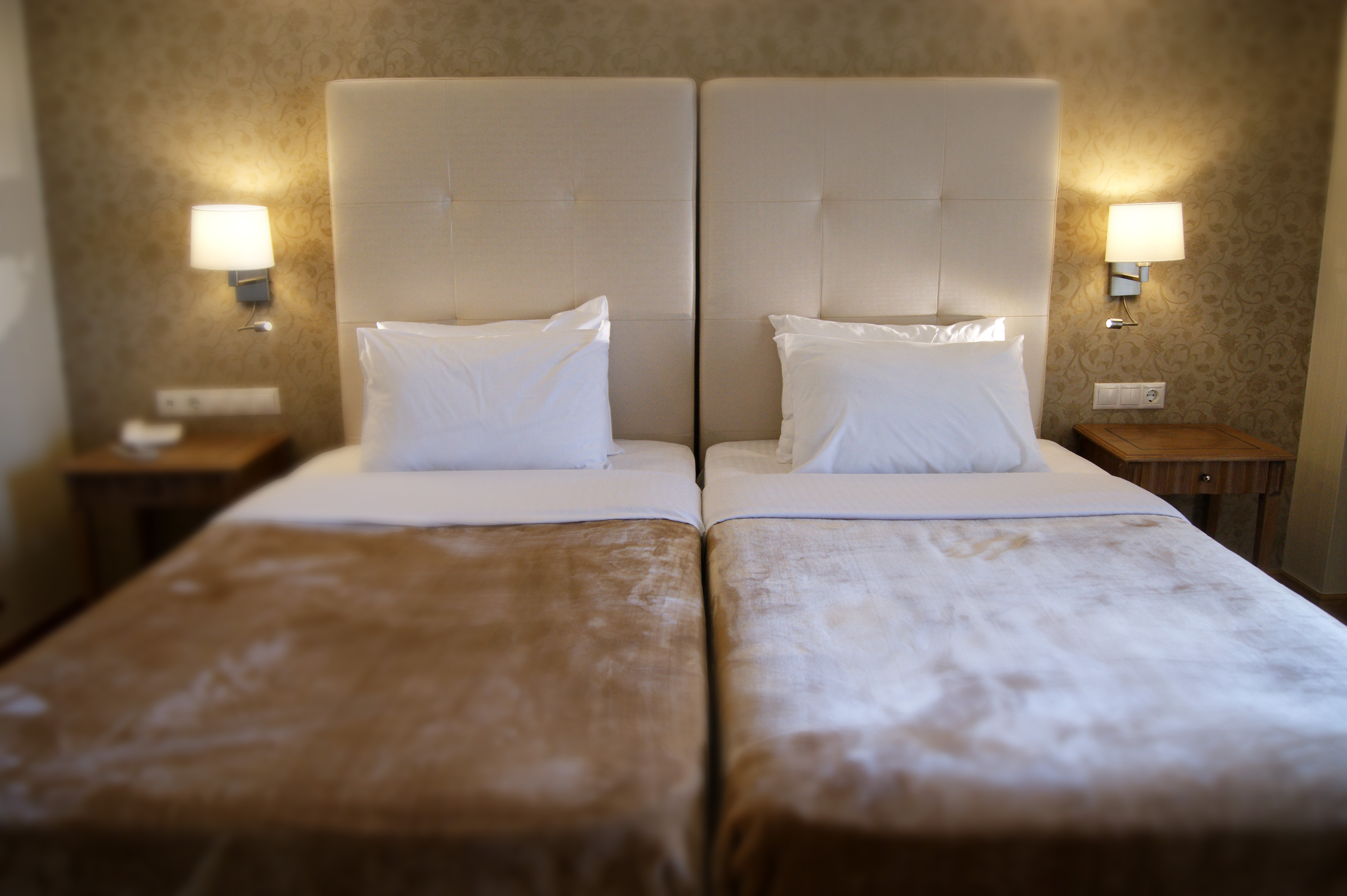 Karalis City Hotel
