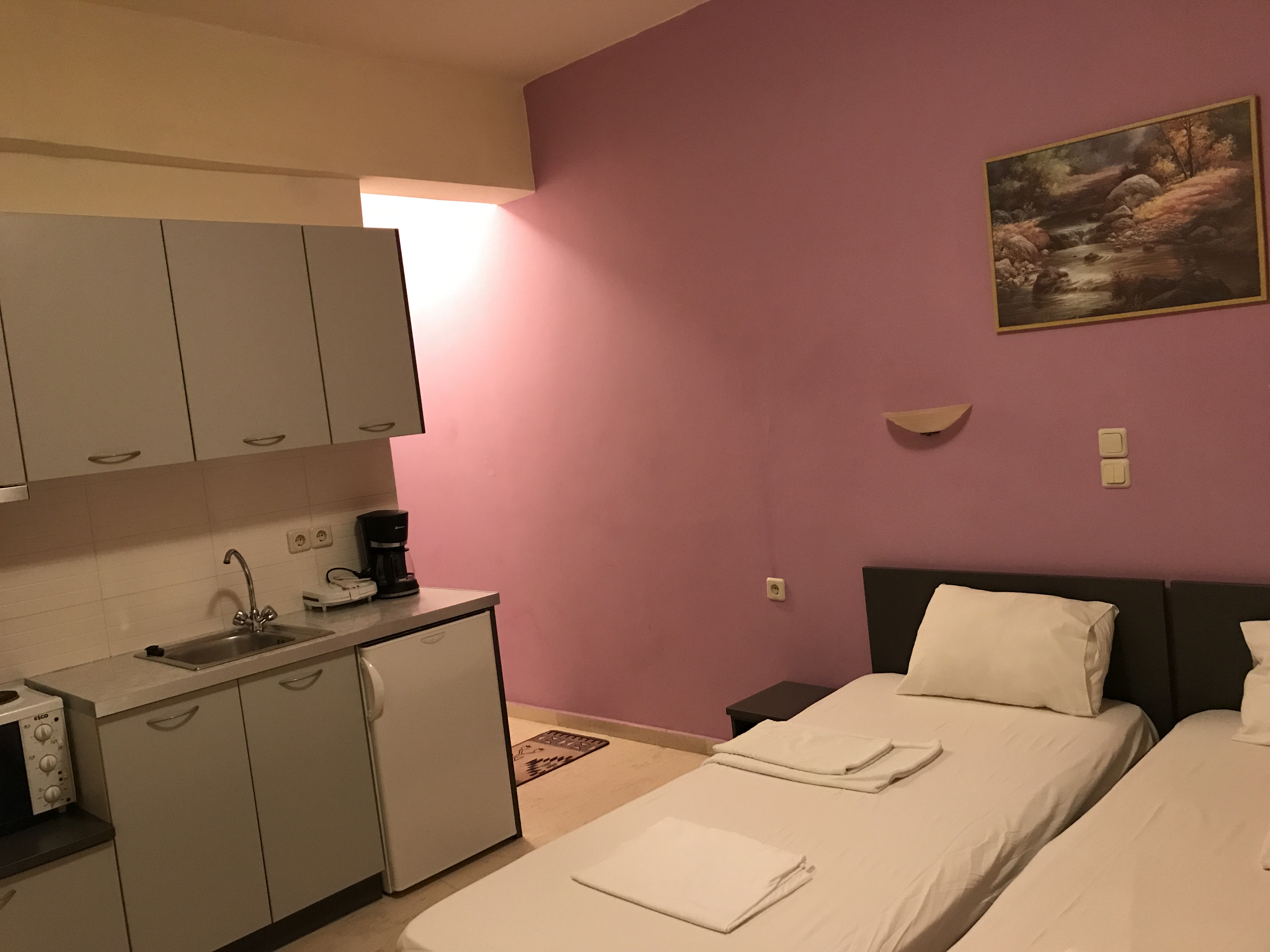 Nikas Rooms & Apartments