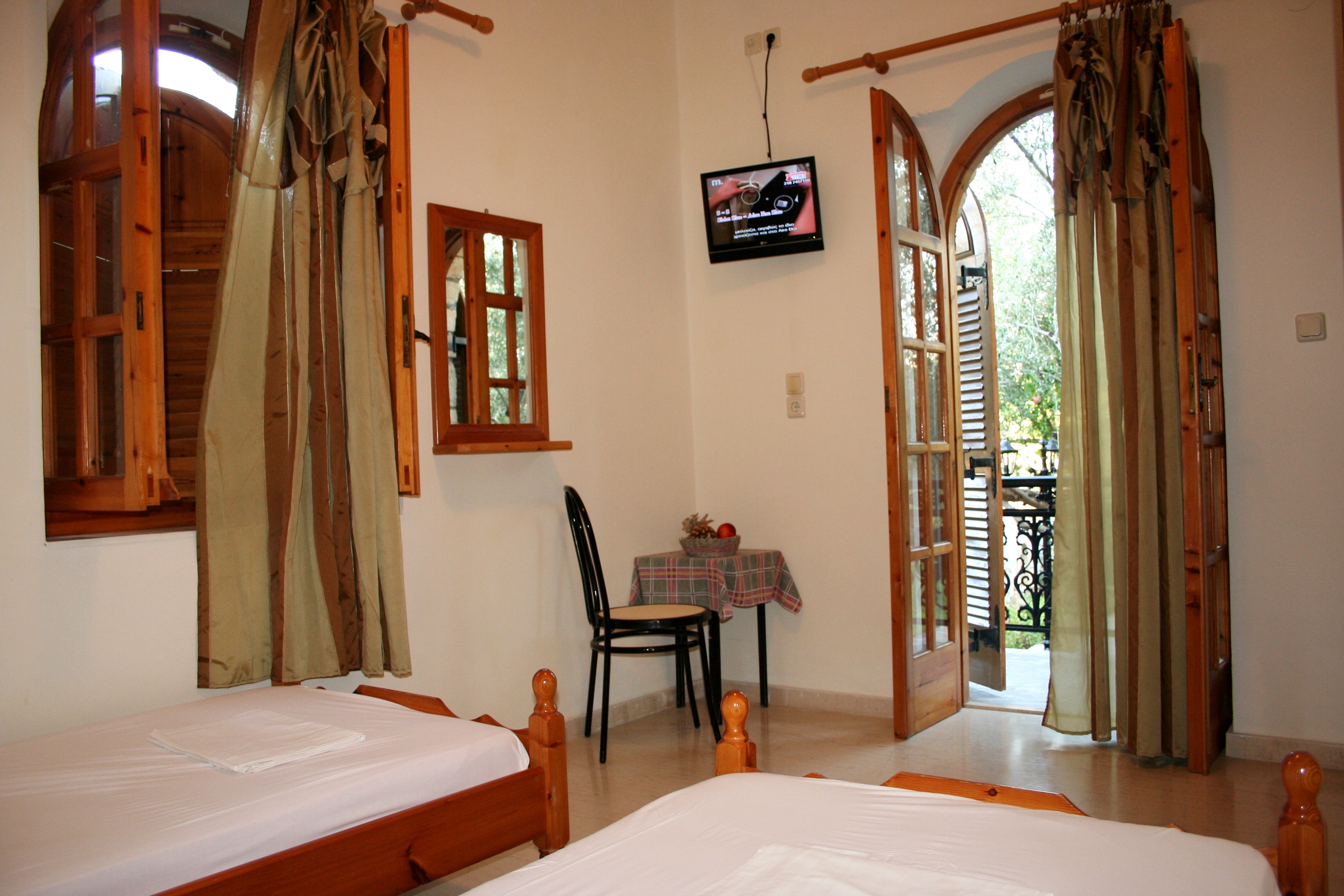 Nikas Rooms & Apartments