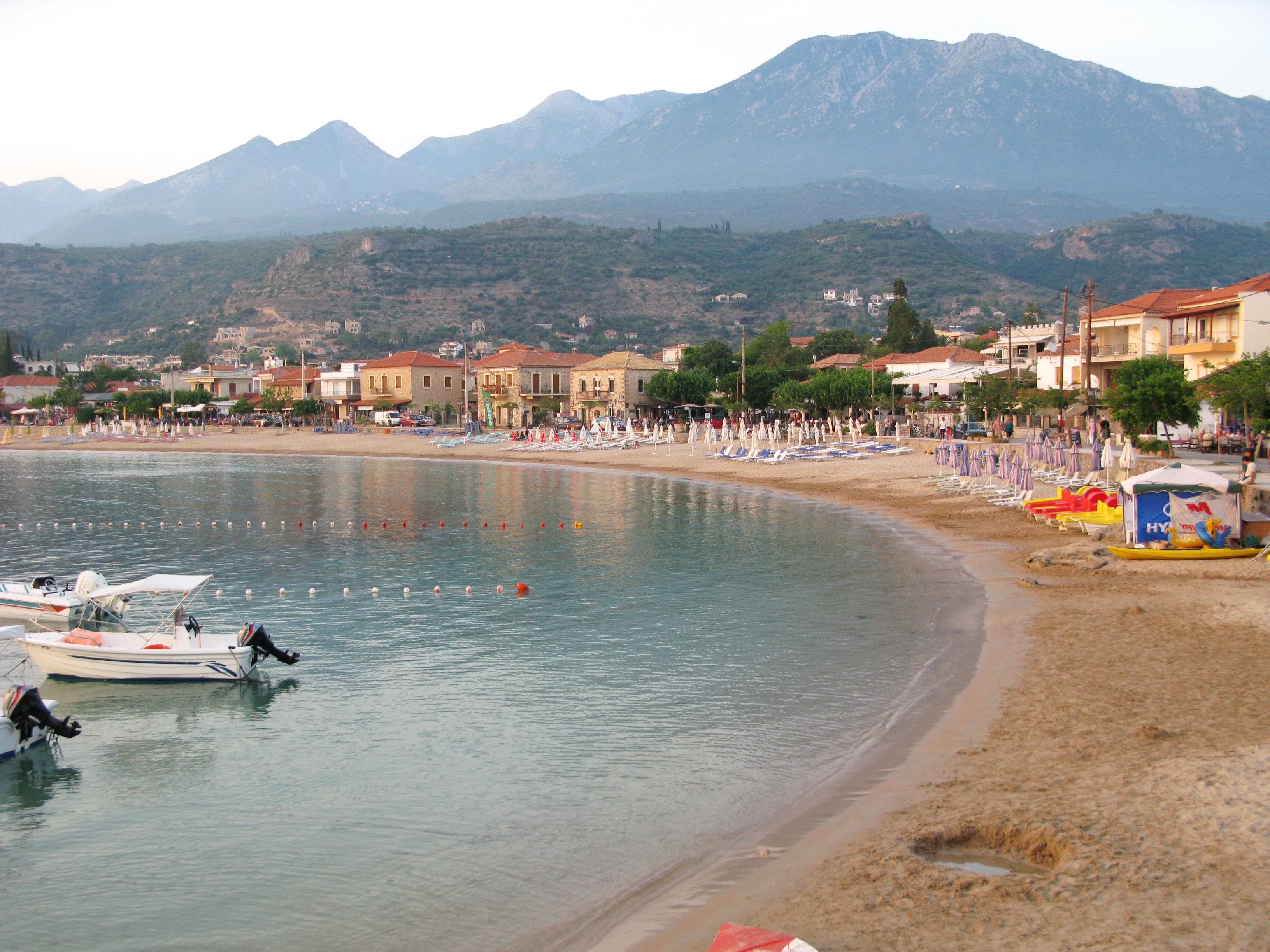 Nikas Rooms & Apartments