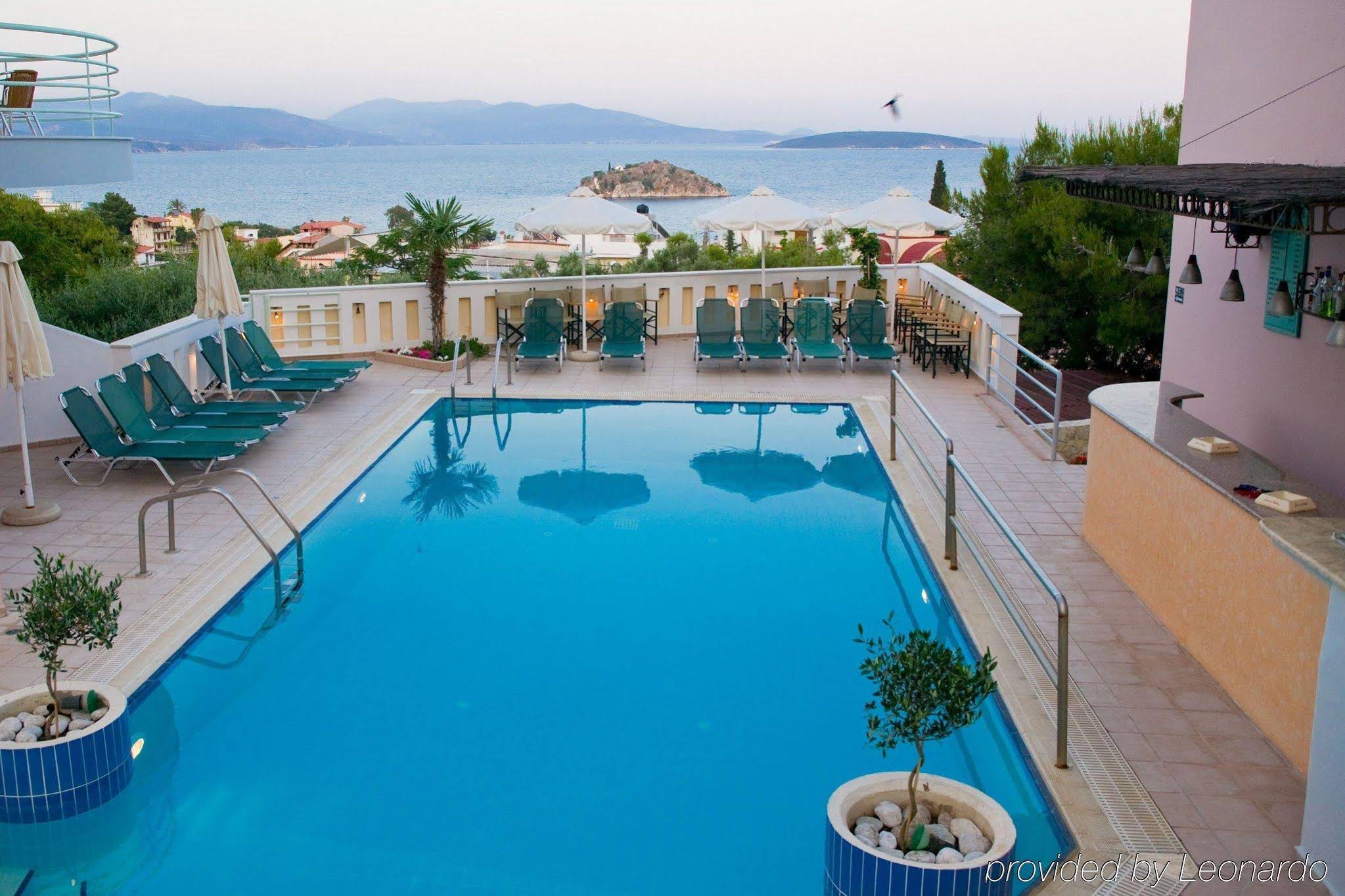 Amaryllis Hotel Apartments