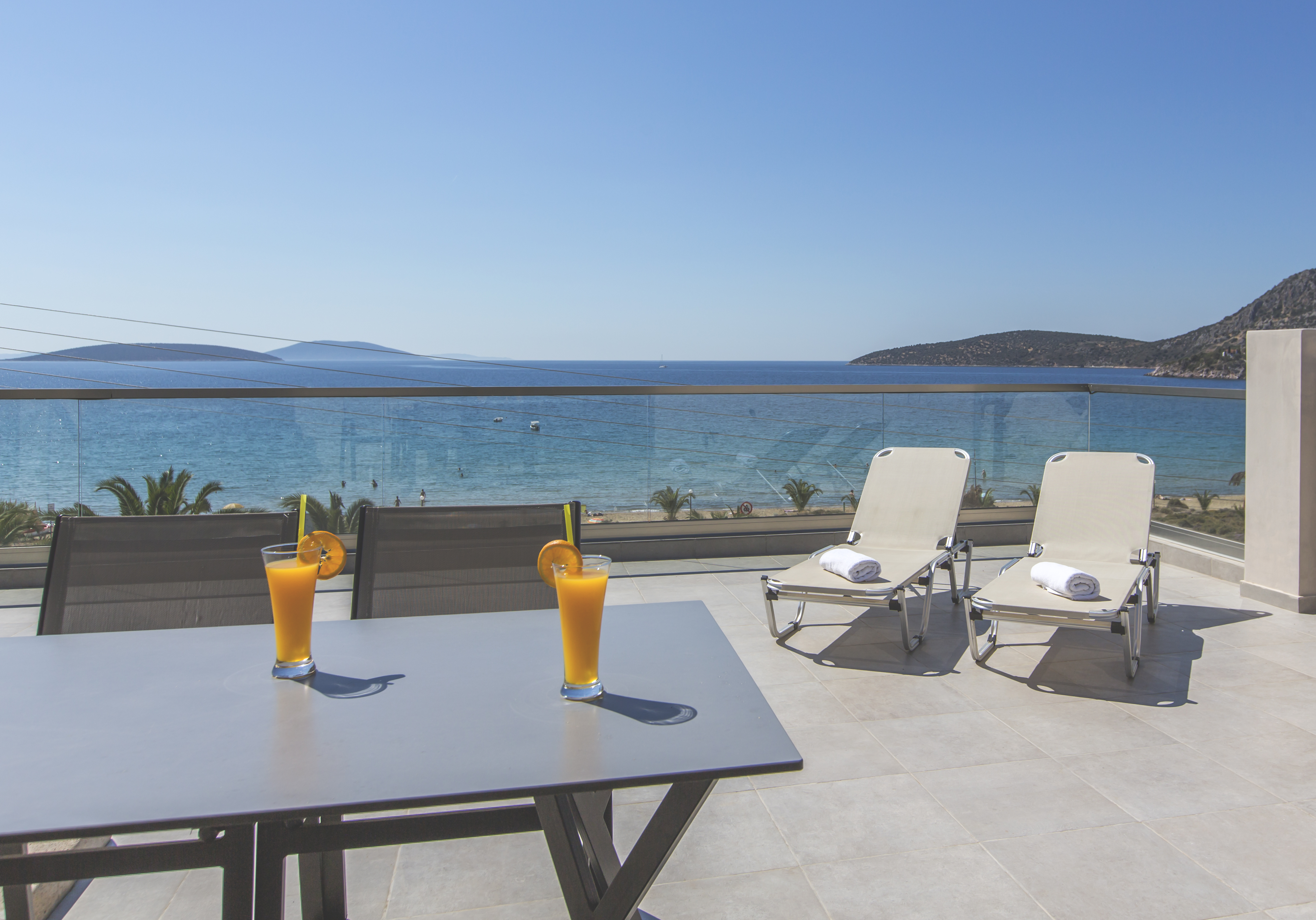 Golden Beach Tolo