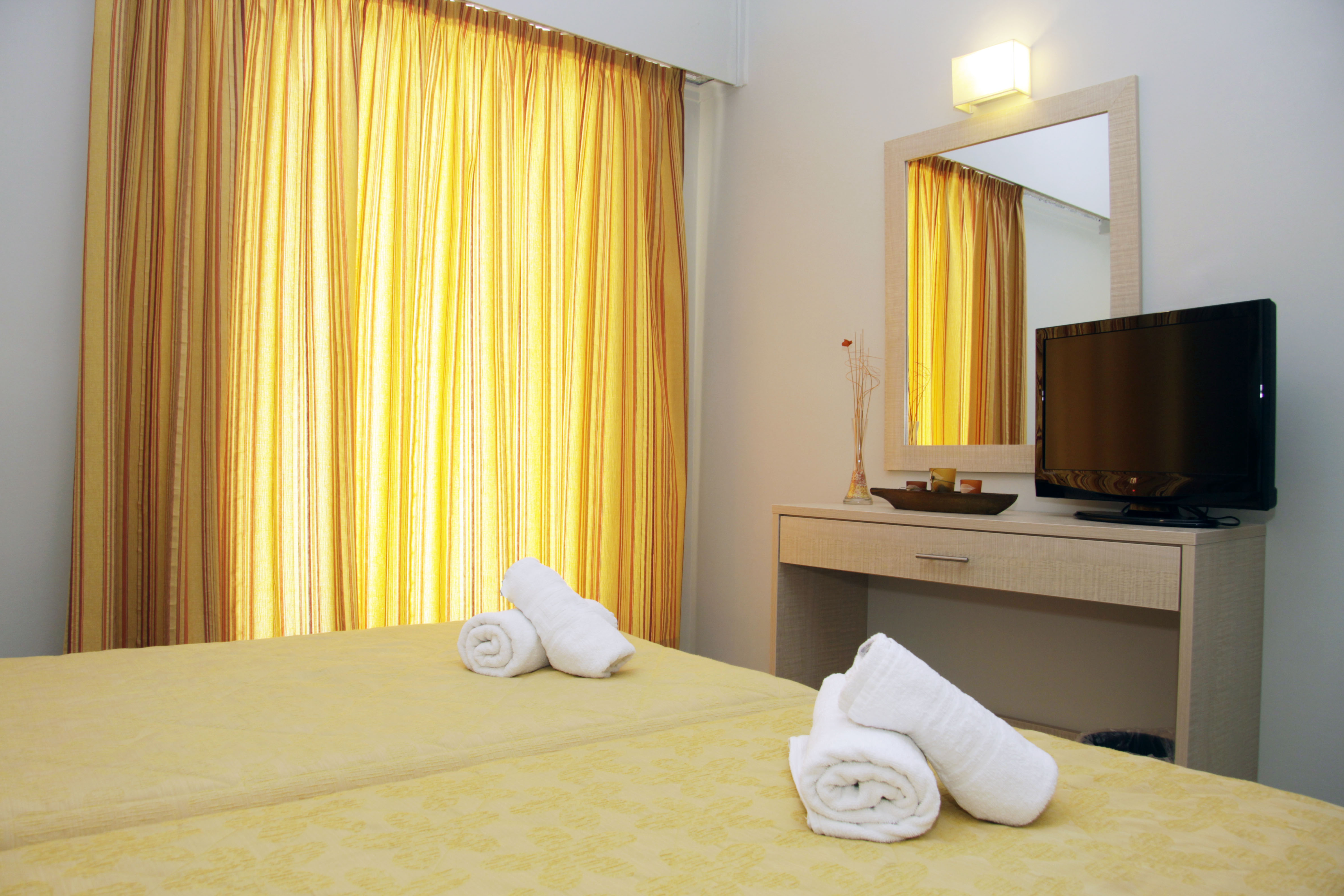 Golden Beach Tolo