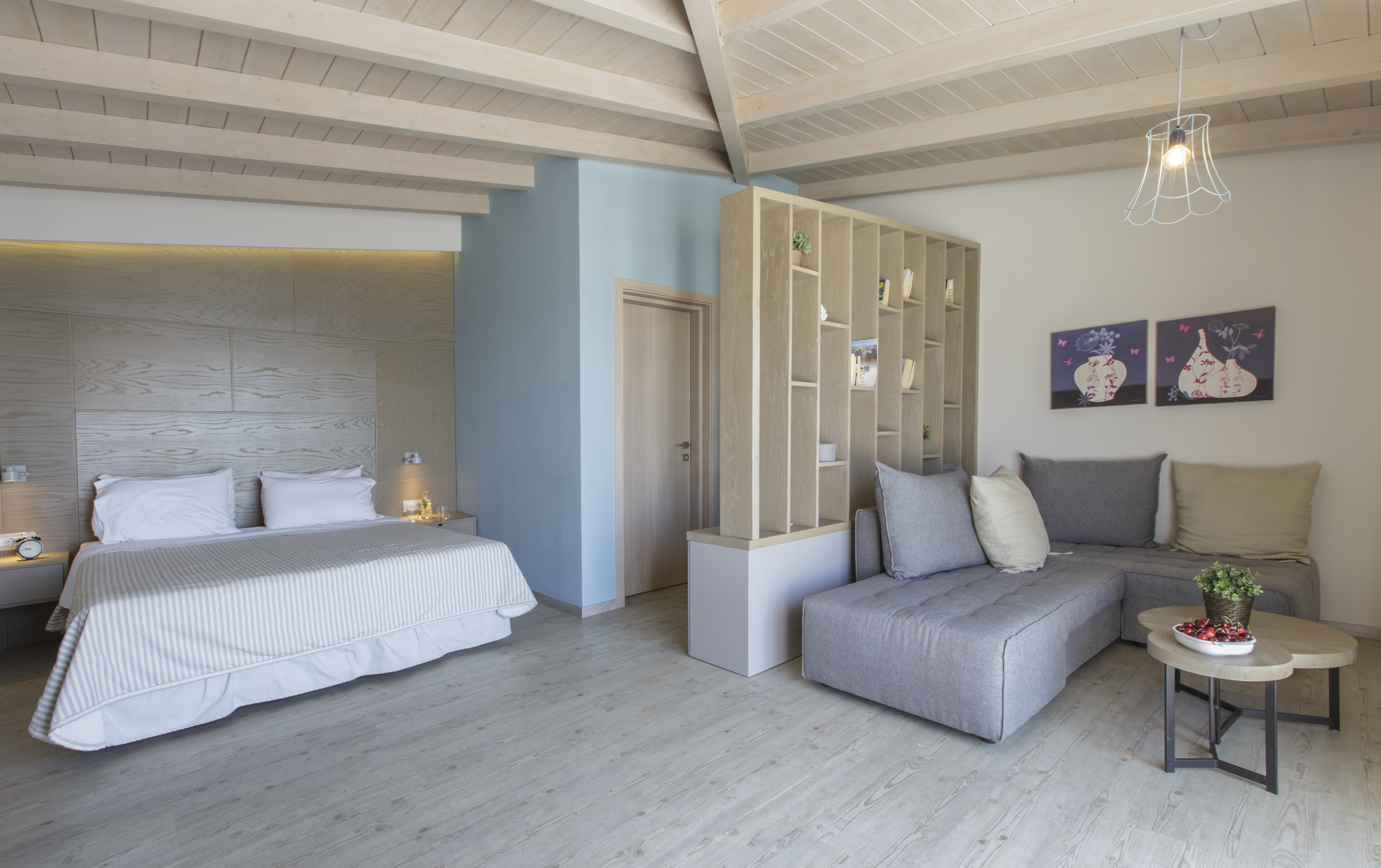 Golden Beach Tolo