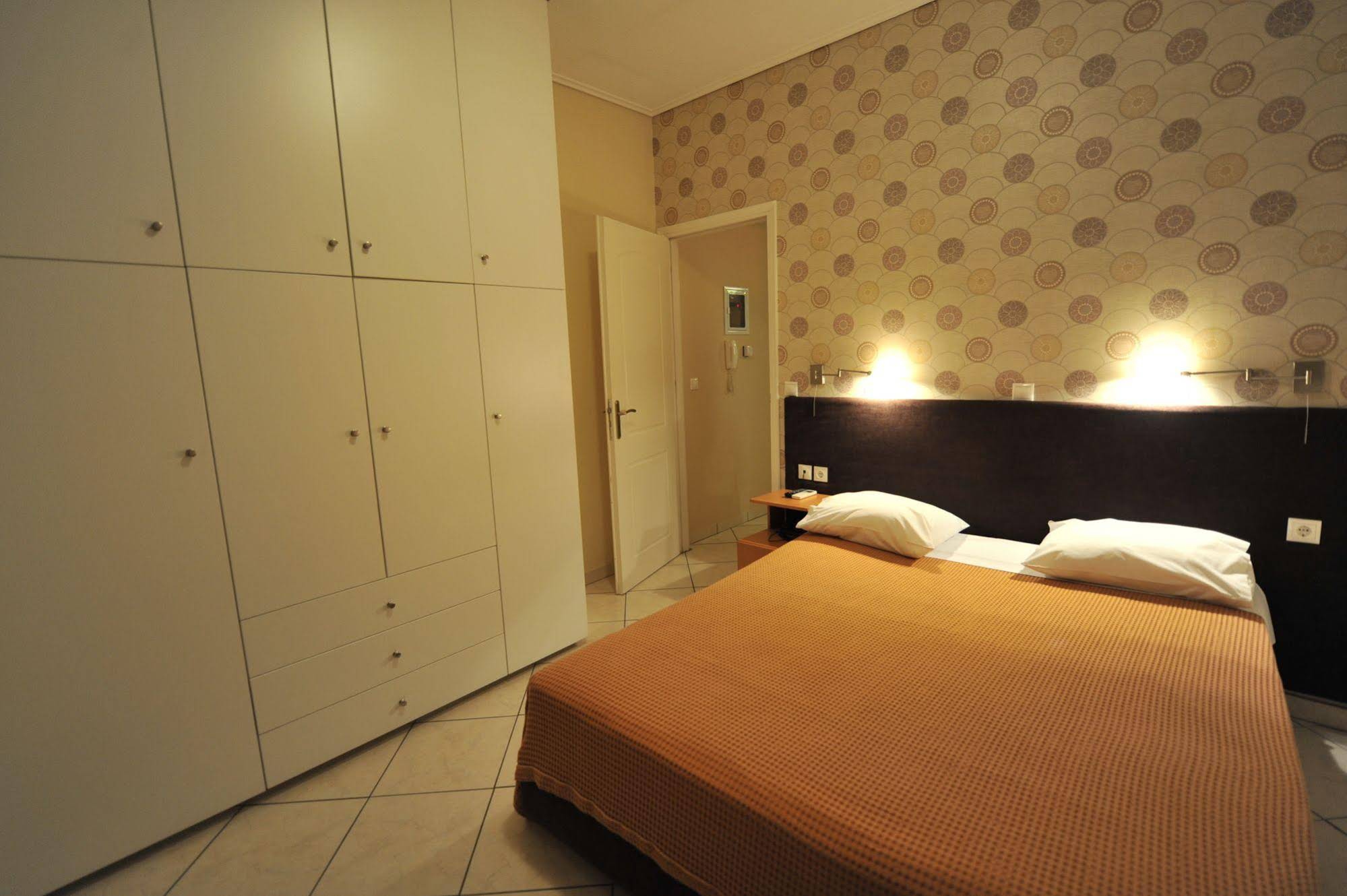 Ceragio Hotel & Apartments
