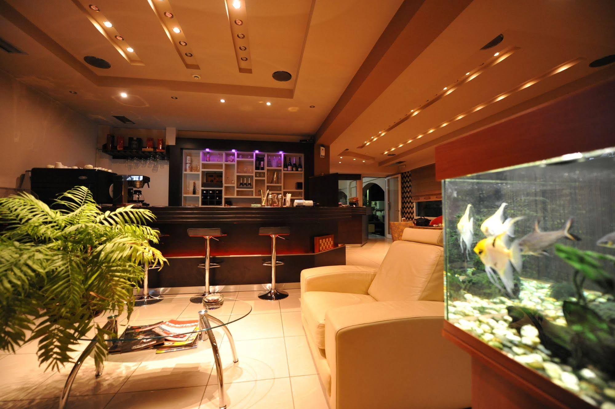 Ceragio Hotel & Apartments