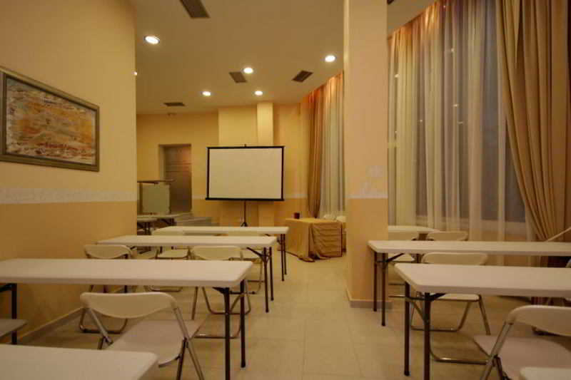 Palatino Rooms &  Apartments