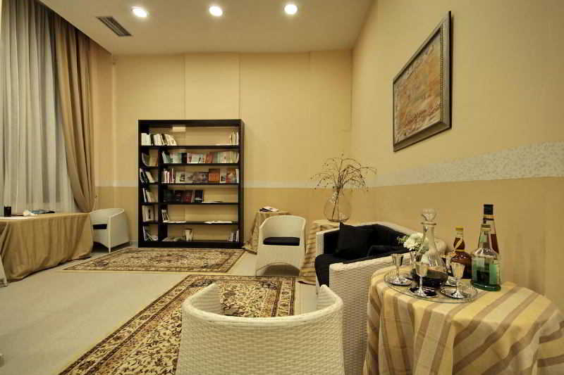 Palatino Rooms &  Apartments