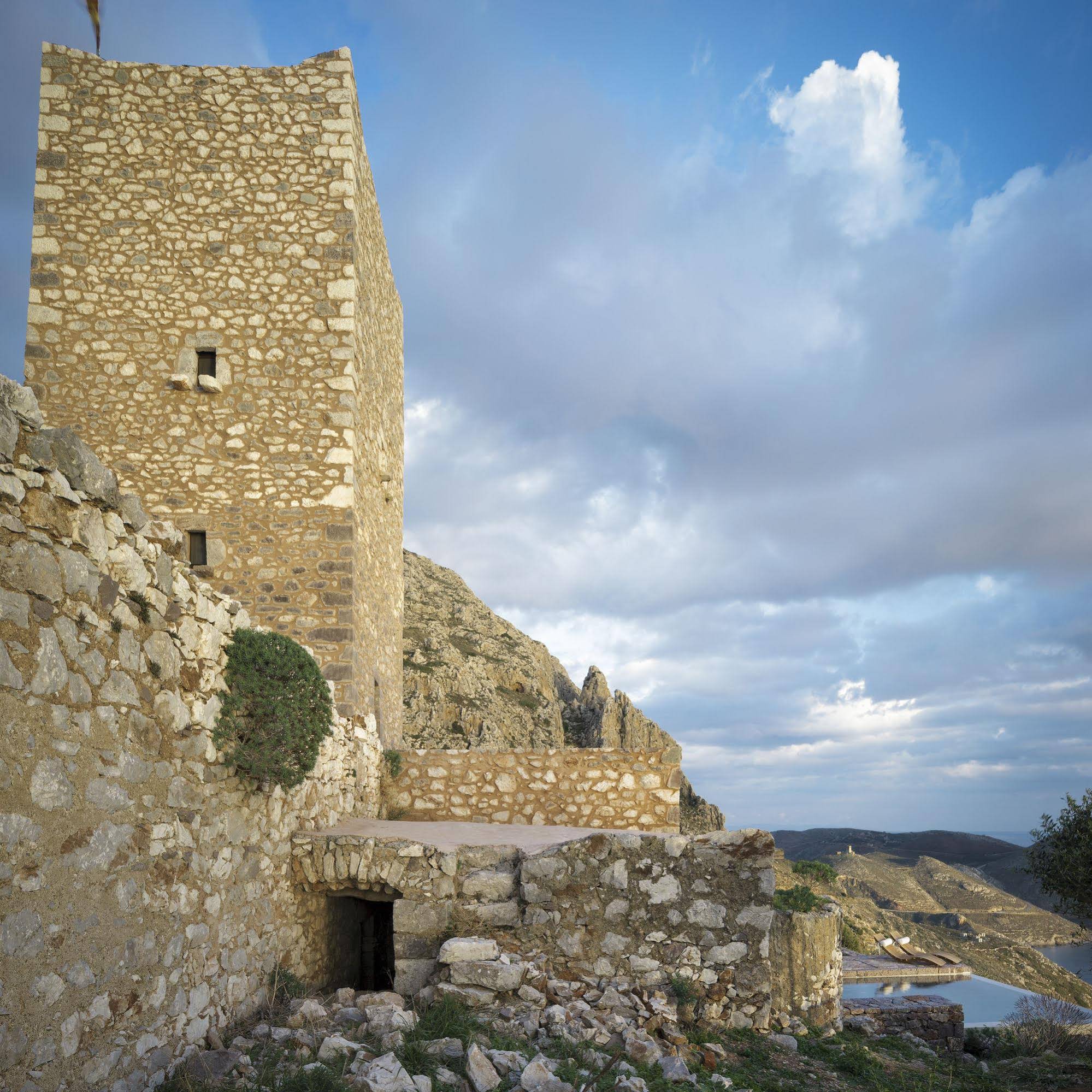 Tainaron Blue Retreat