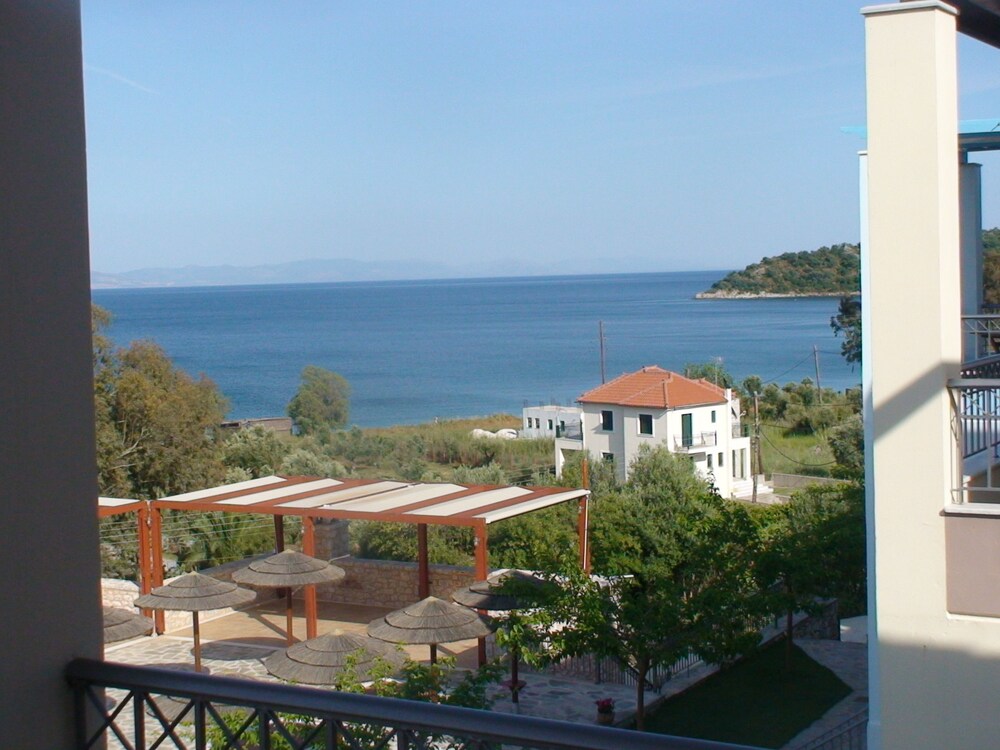 Vathi Hotel