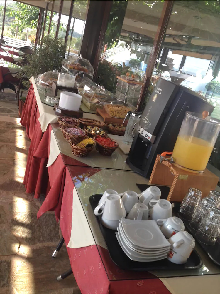 Vathi Hotel