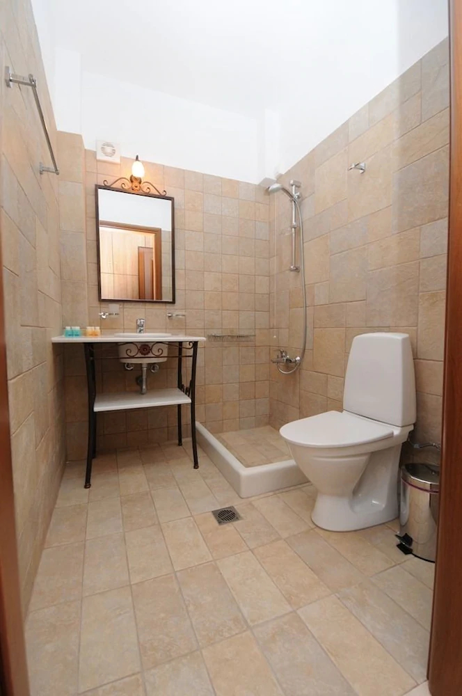 Vathi Hotel