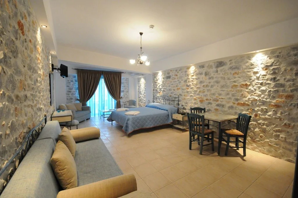 Vathi Hotel