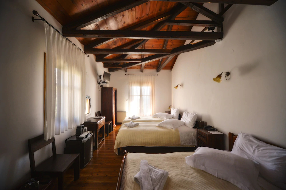 Eos Traditional Guesthouse