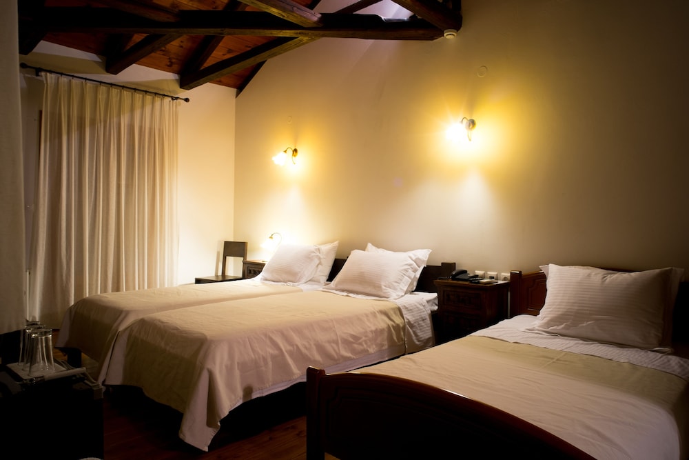 Eos Traditional Guesthouse
