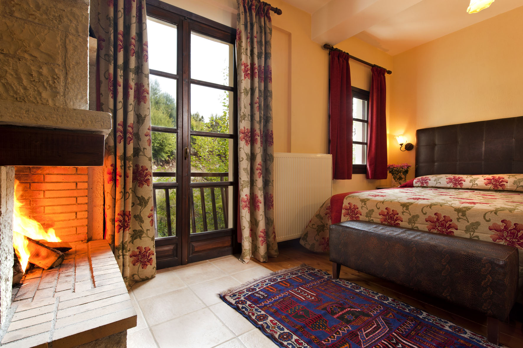 Mikri Arktos Hotel