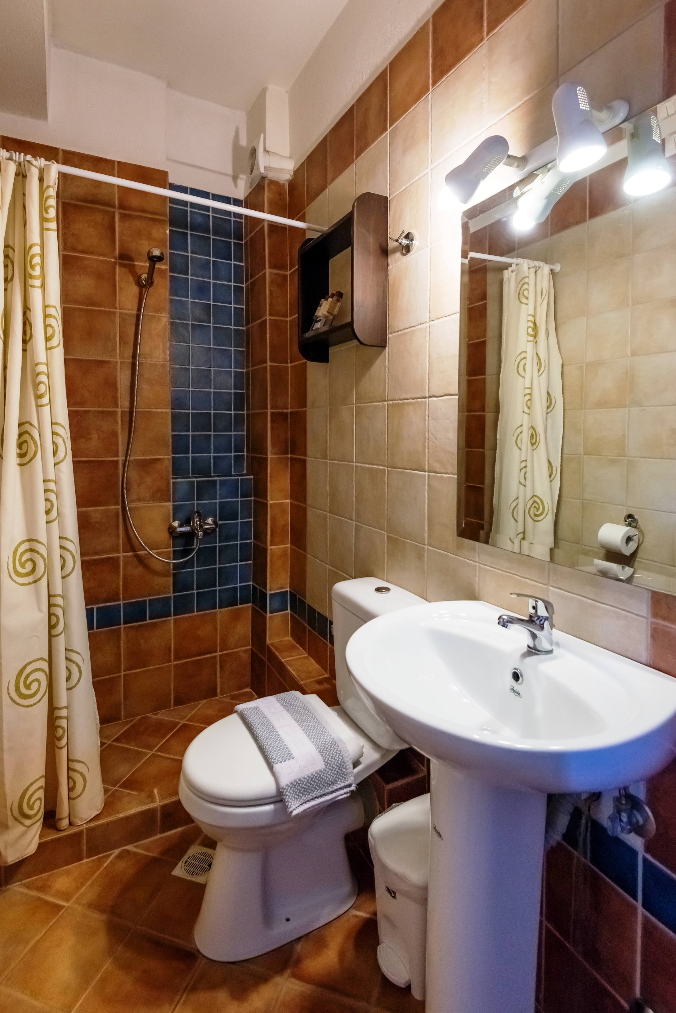 Mikri Arktos Hotel