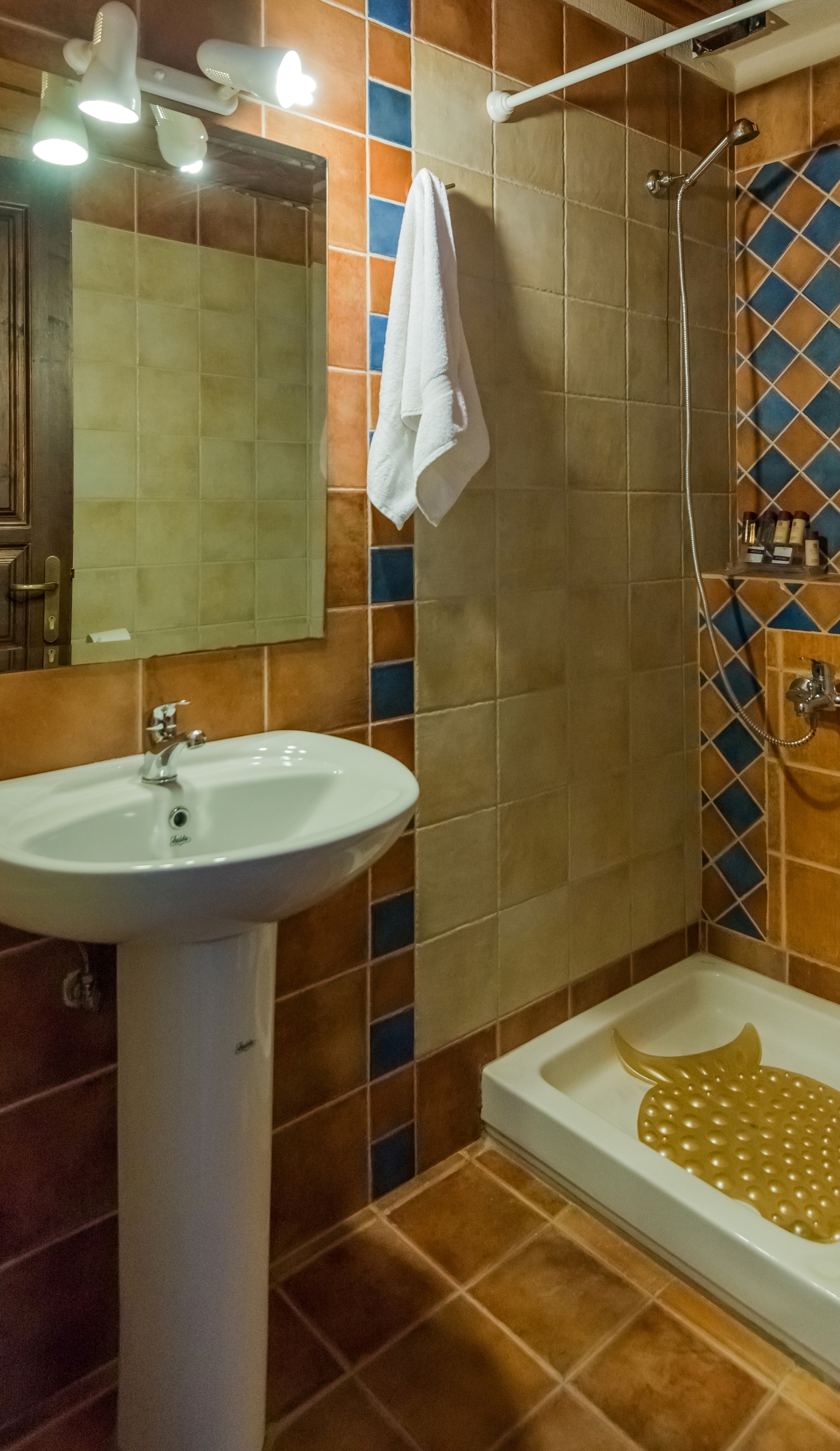 Mikri Arktos Hotel