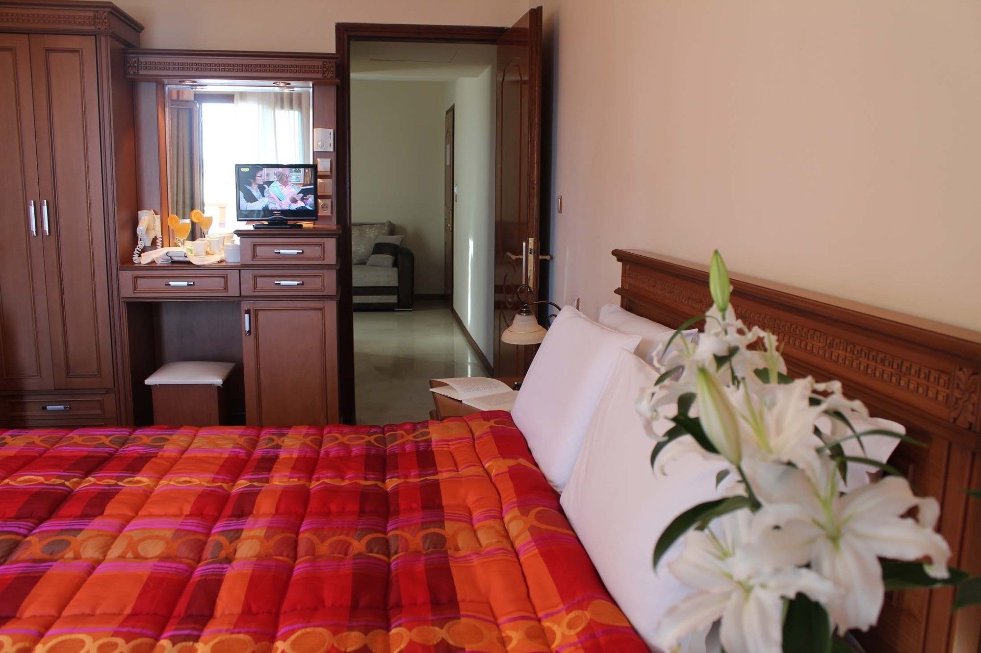 Hotel Famissi