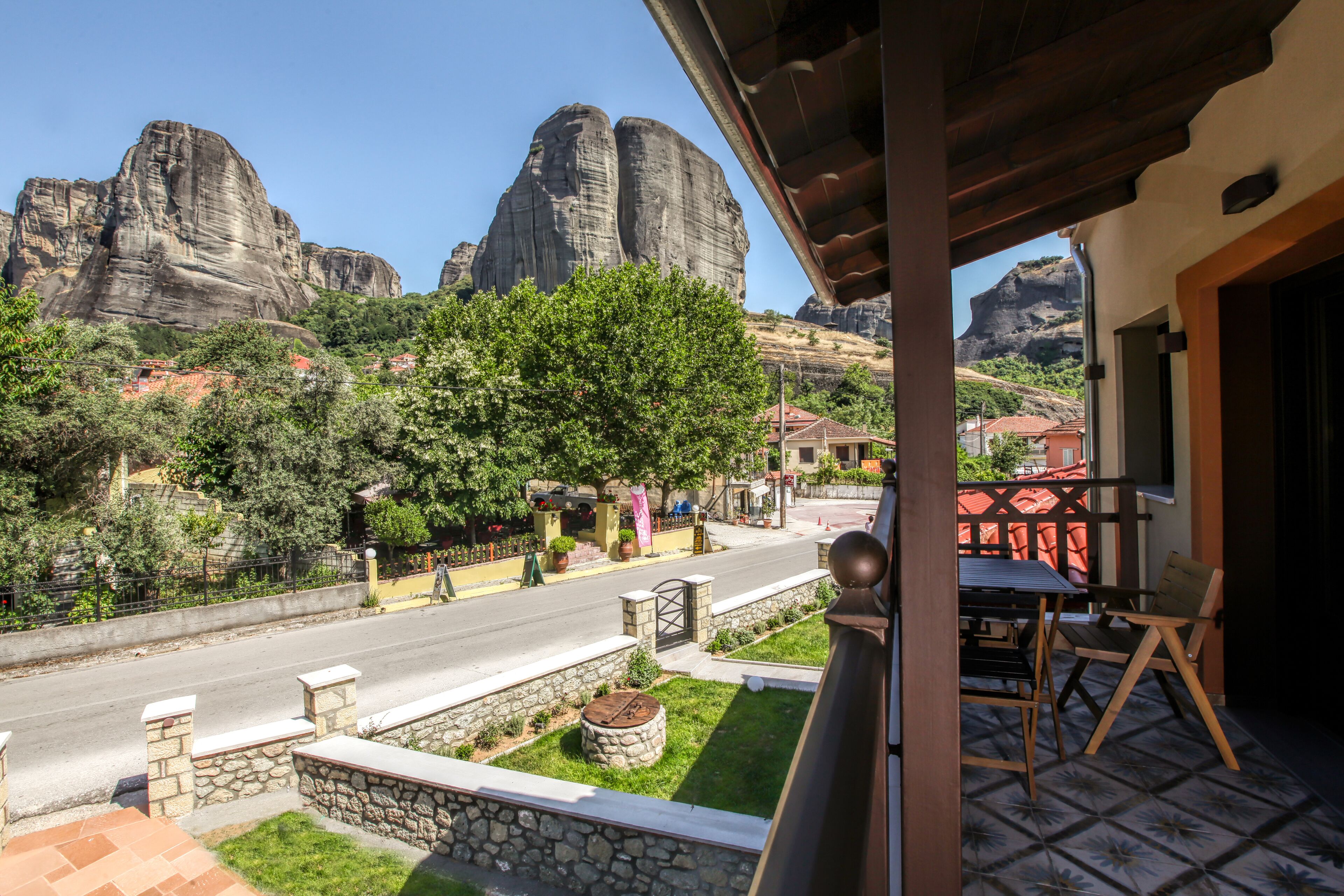 Meteora Heaven And Earth