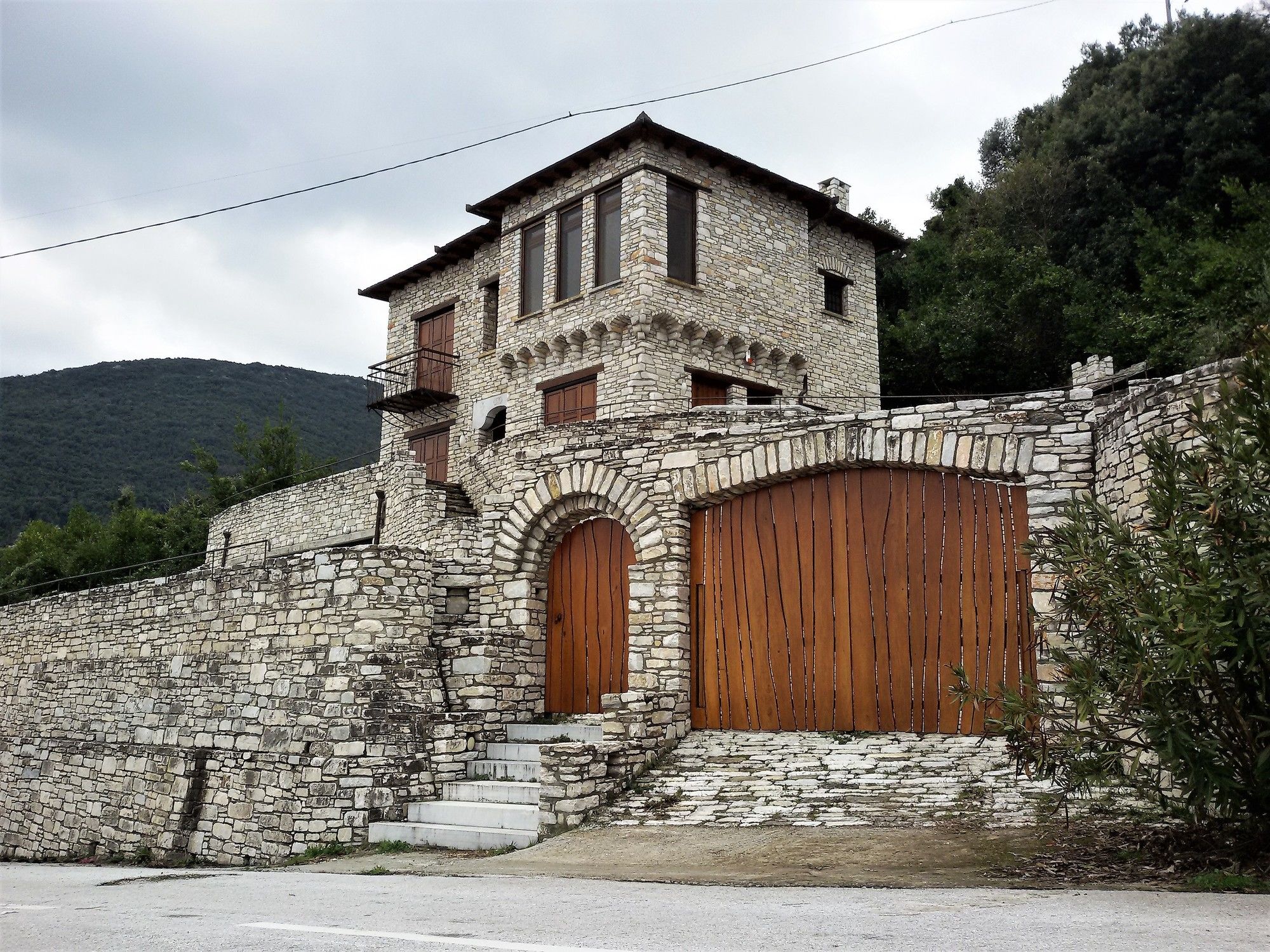 Dionysos Luxury Villa