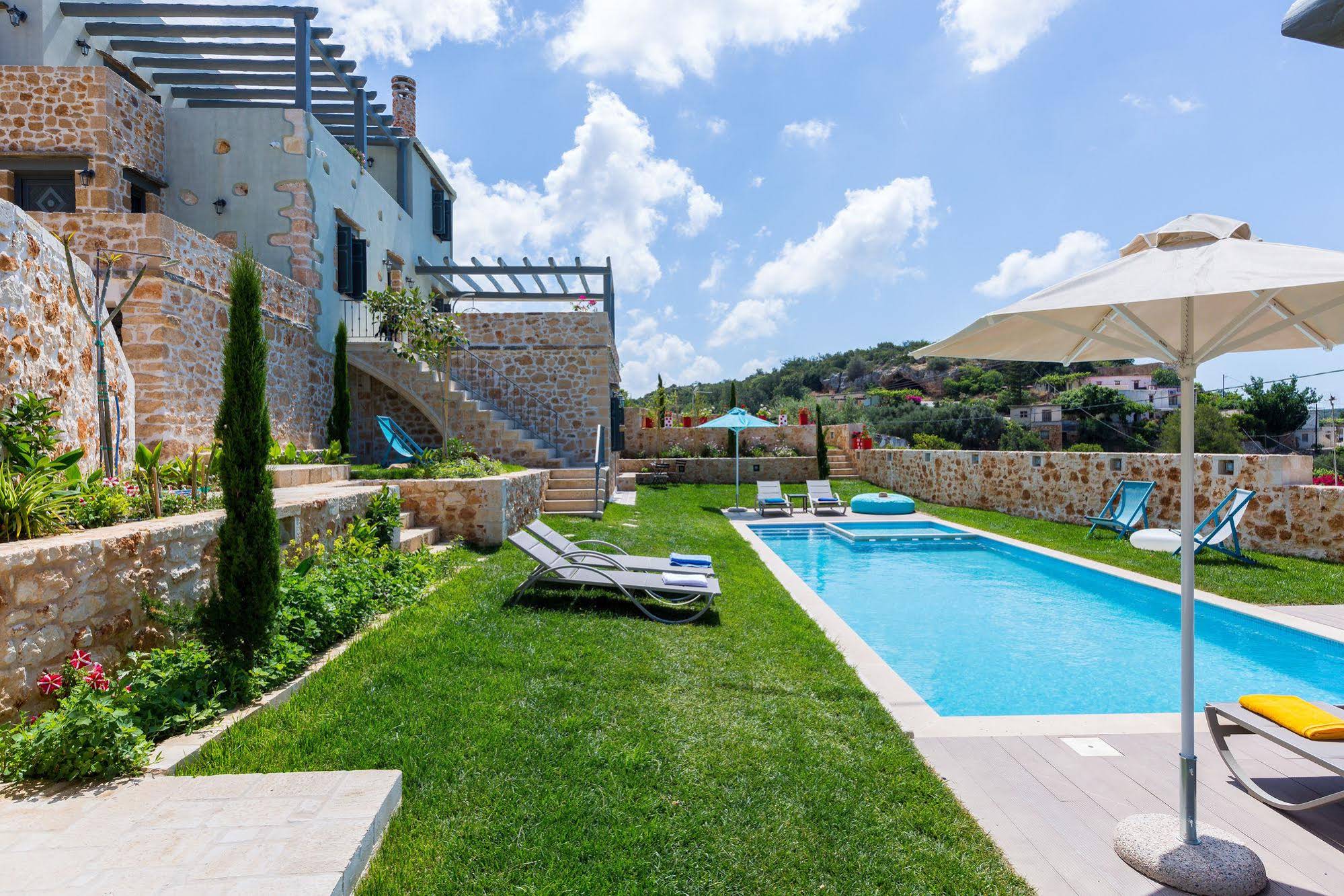 Erondas Cretan Country Villas