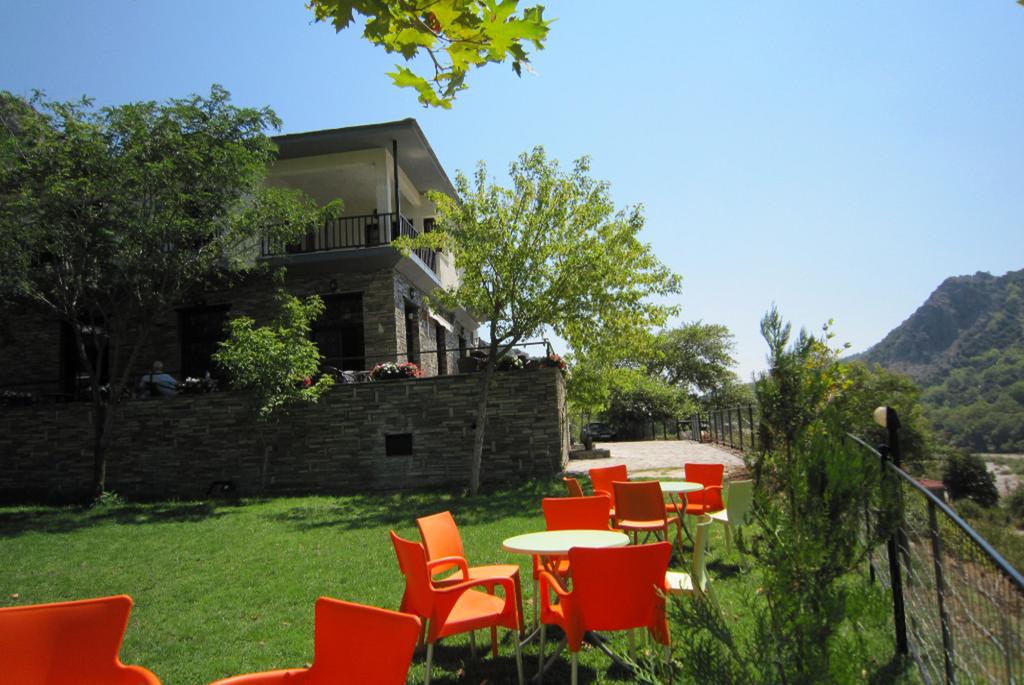 Hotel Pyli