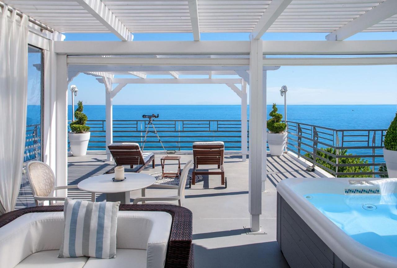 Panorama Suites & Spa